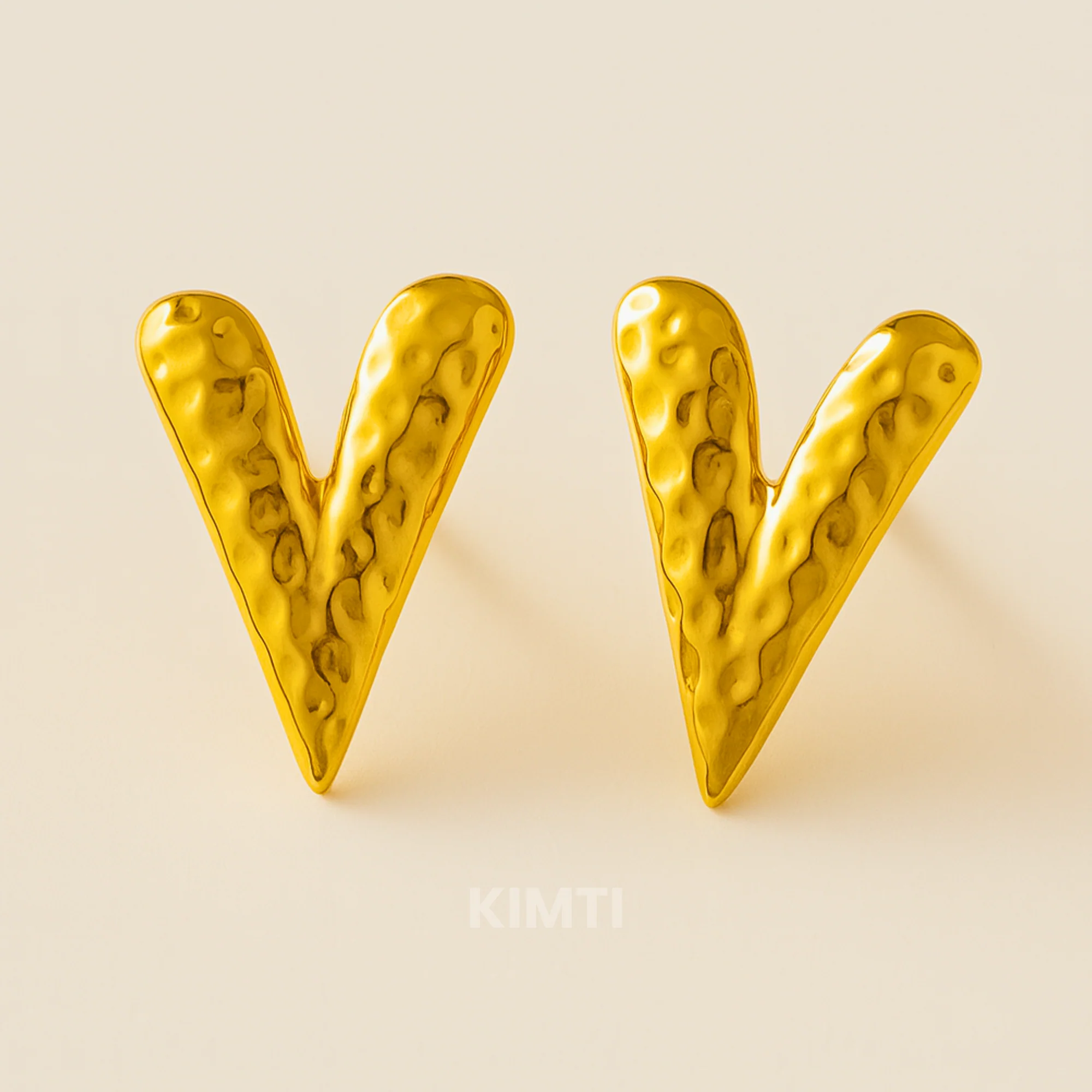 18K Gold Plated As Pretty Heart Stud Earrings