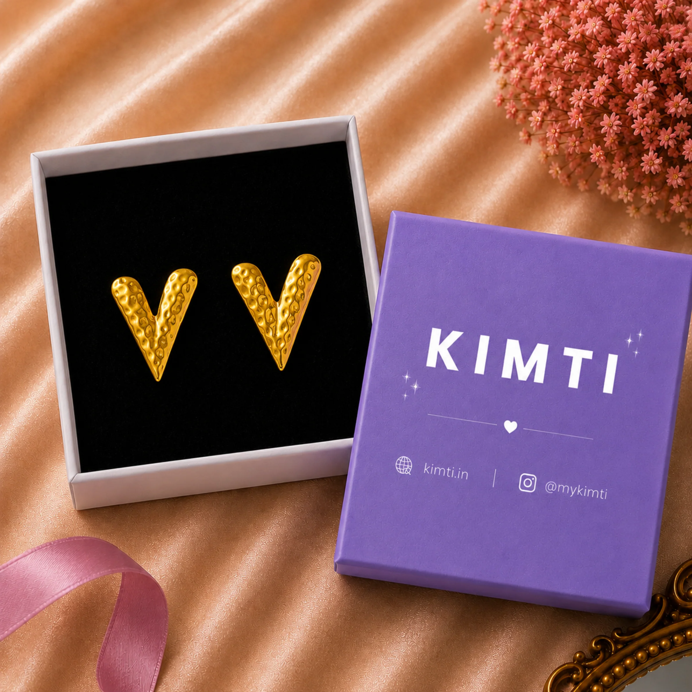 18K Gold Plated As Pretty Heart Stud Earrings - Image 4