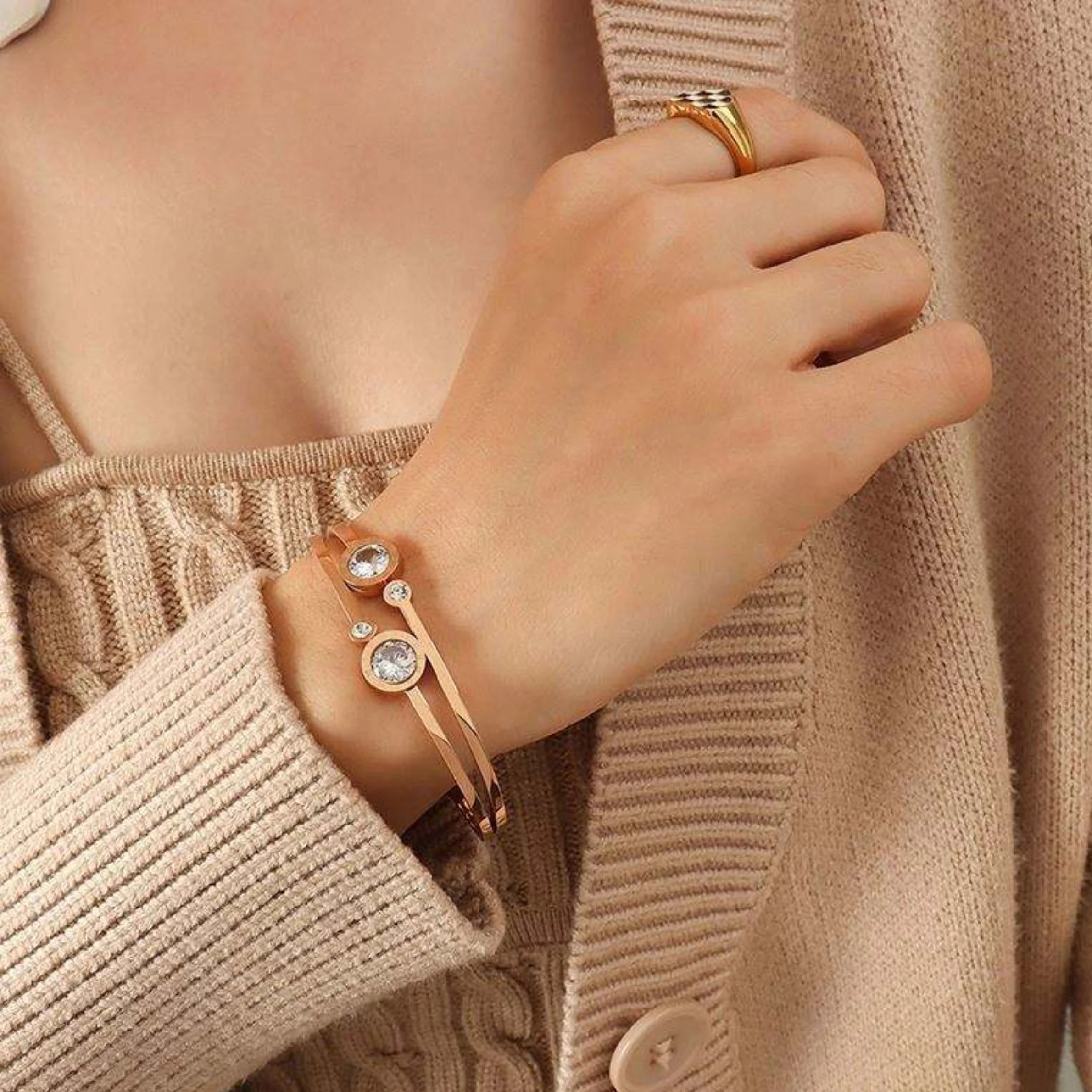 18K Gold Plated Aurelia Moonstone Bracelet - Image 3