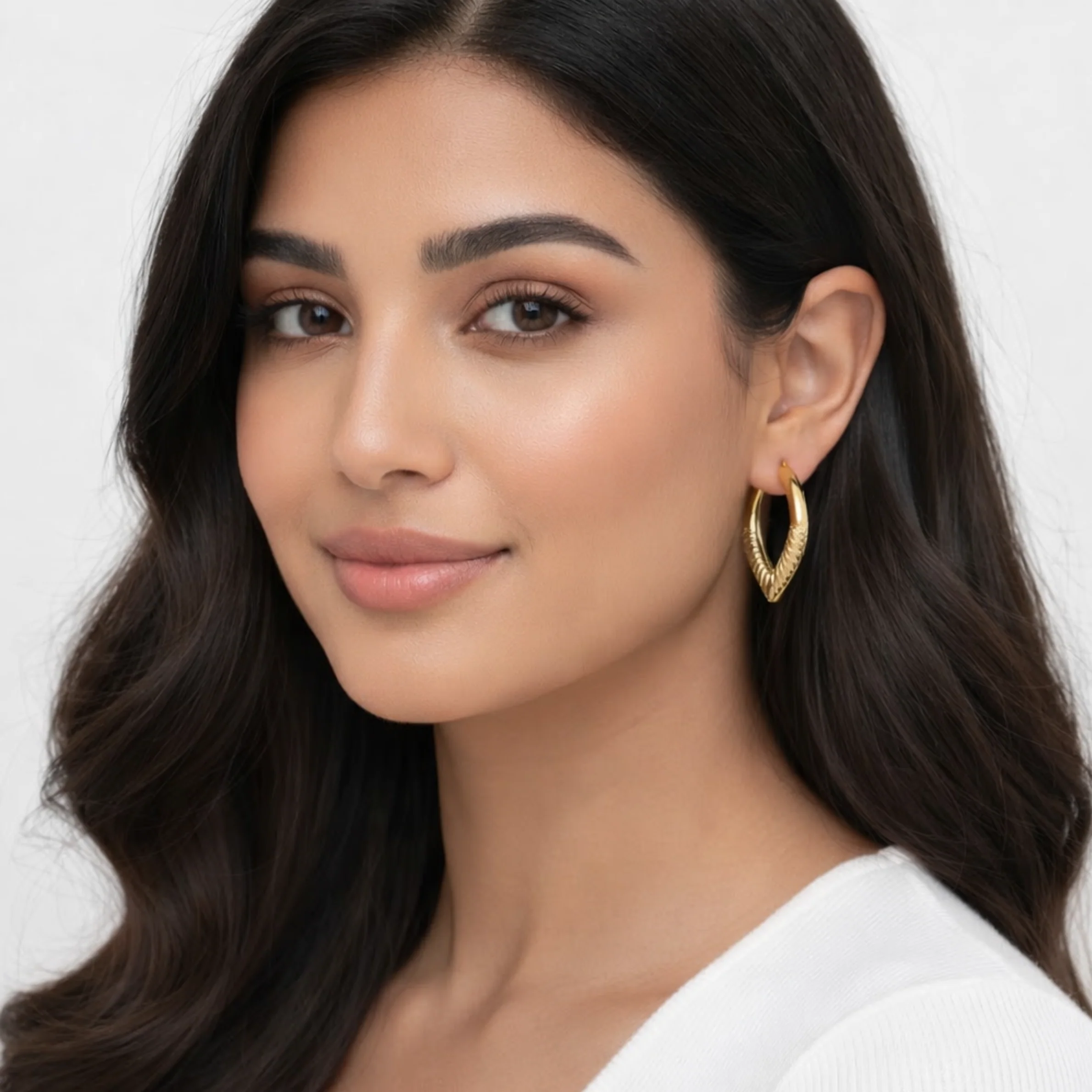 18K Gold Plated Elora Sculpted V-Shape Gold Hoops Earring - Image 2