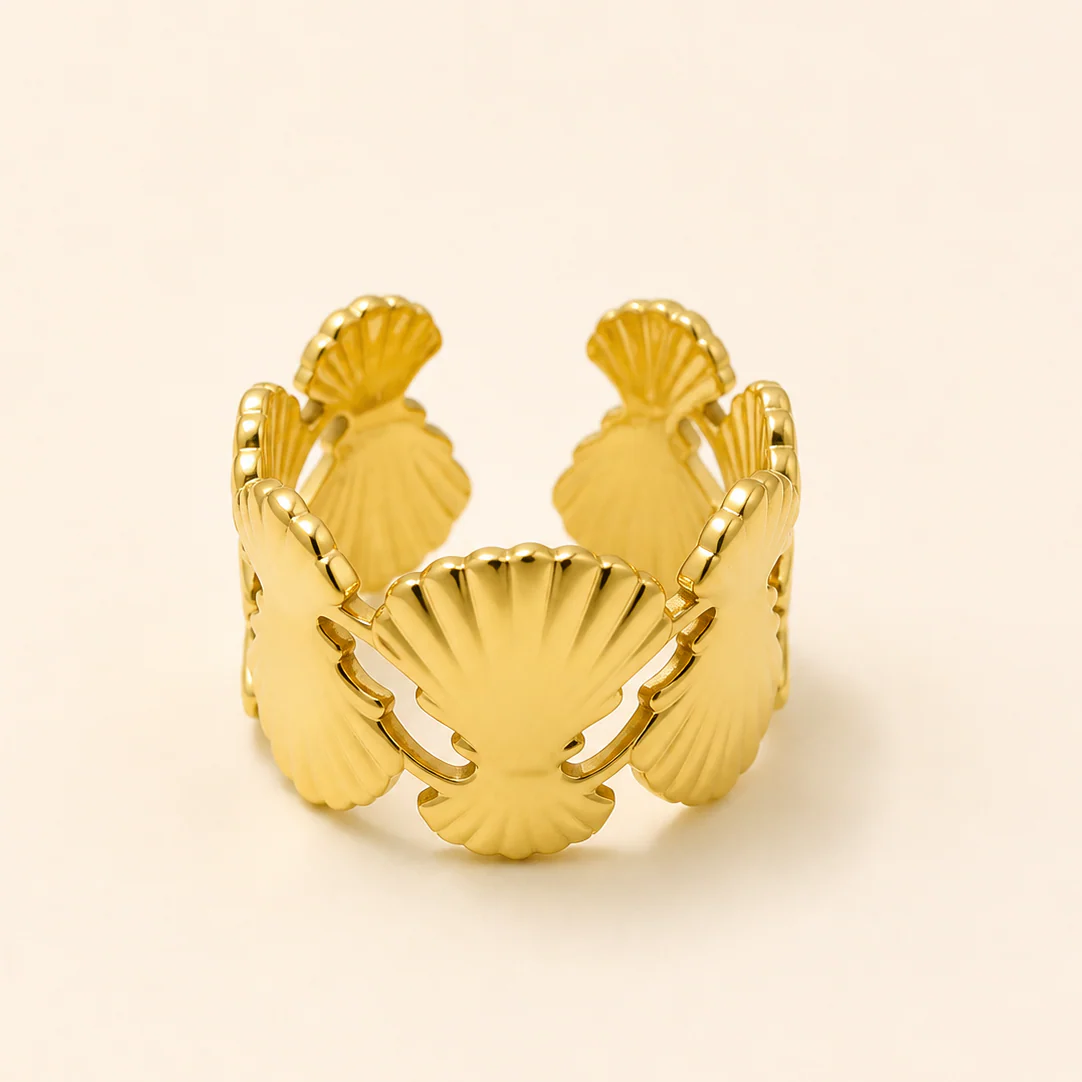 18K Gold Plated Glossy Petal Flower Ring