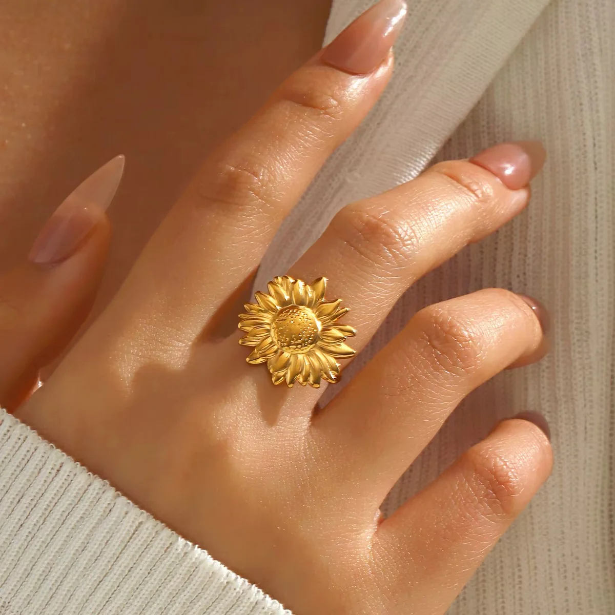 18K Gold Plated Golden Sunflower Ring - Image 2