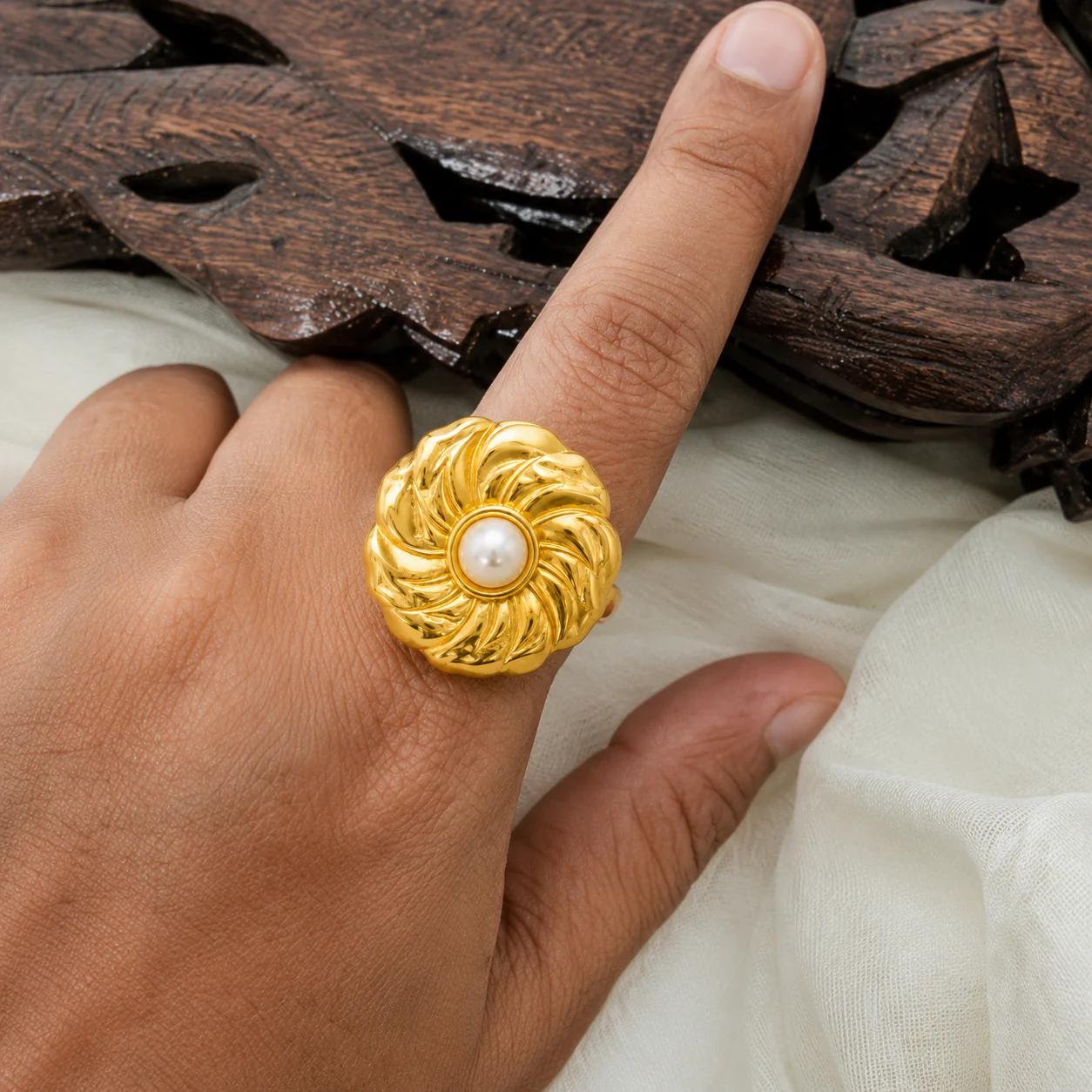 18K Gold Plated Golden Swirl Flower Ring - Image 2