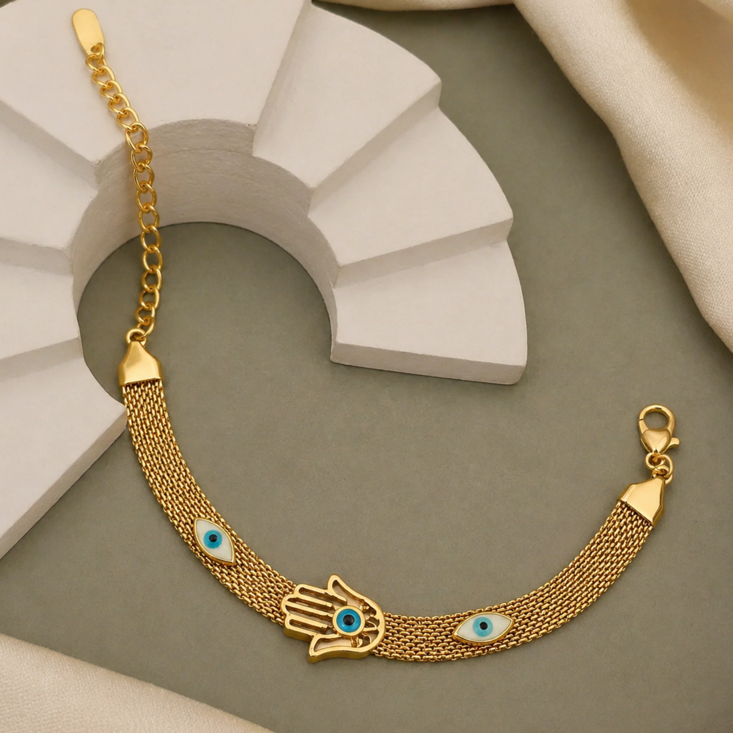 18K Gold Plated Hamsa Guardian Evil Eye Bracelet - Image 2