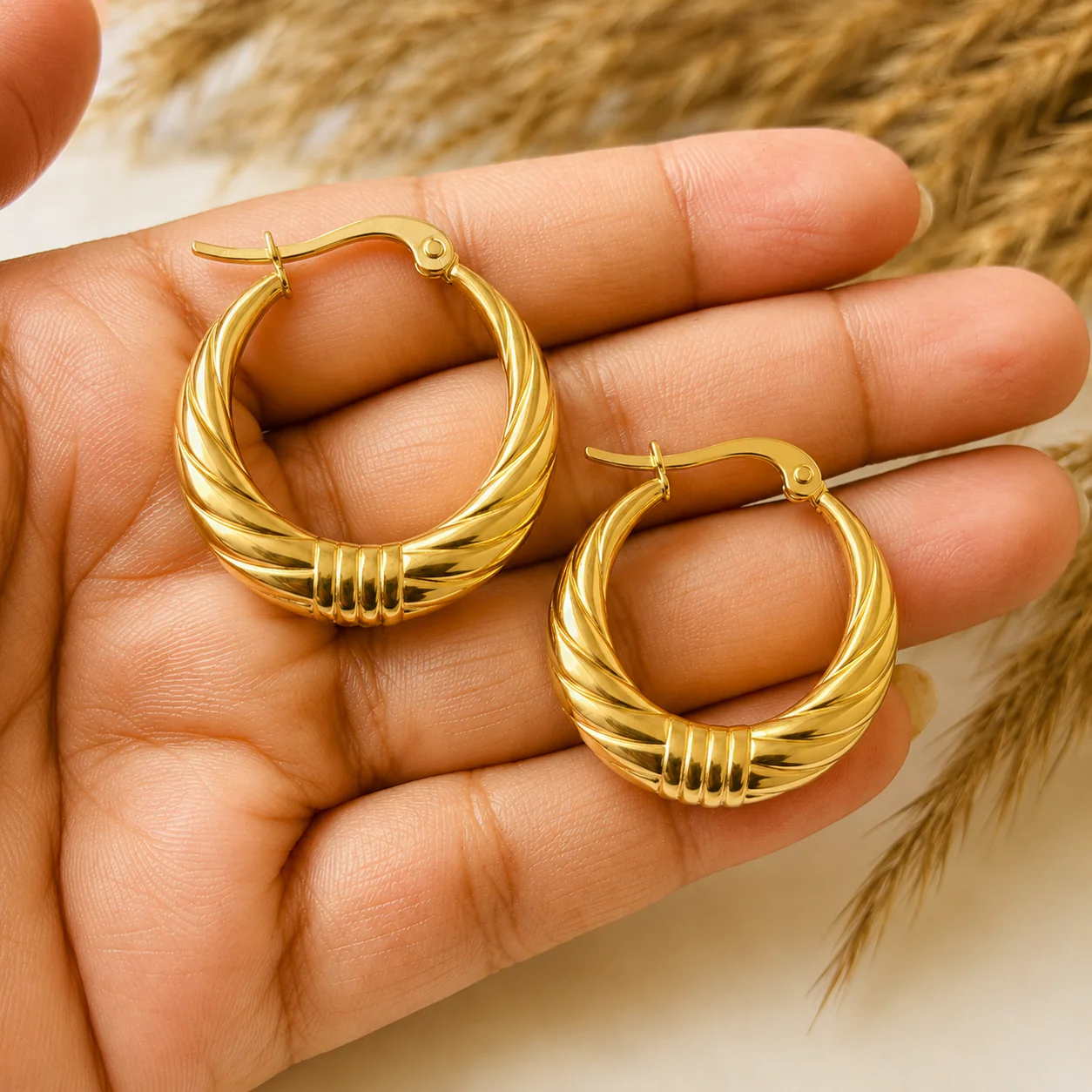 18k Gold Plated Round Thread Hoop Earring - Image 3