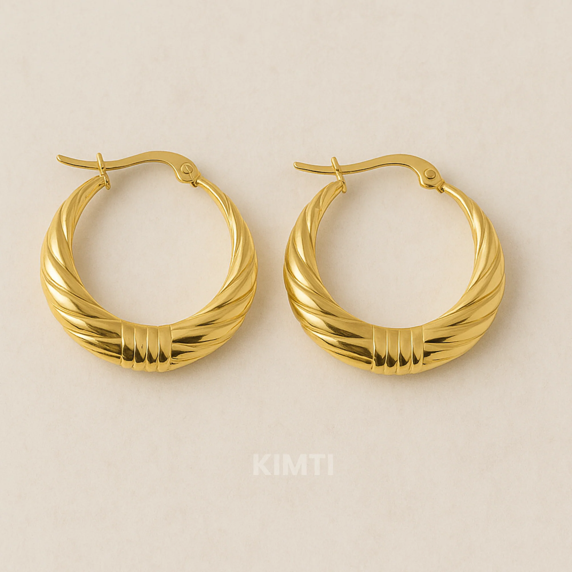 18k Gold Plated Round Thread Hoop Earring - Image 4