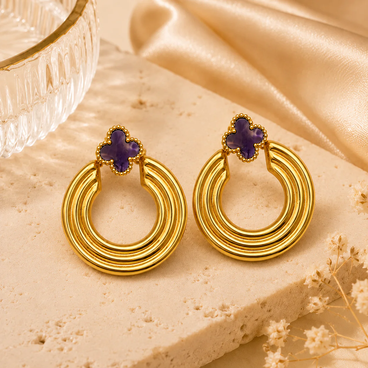 18K Gold Plated Lucky Clover Gold Hoop Earrings - Image 2