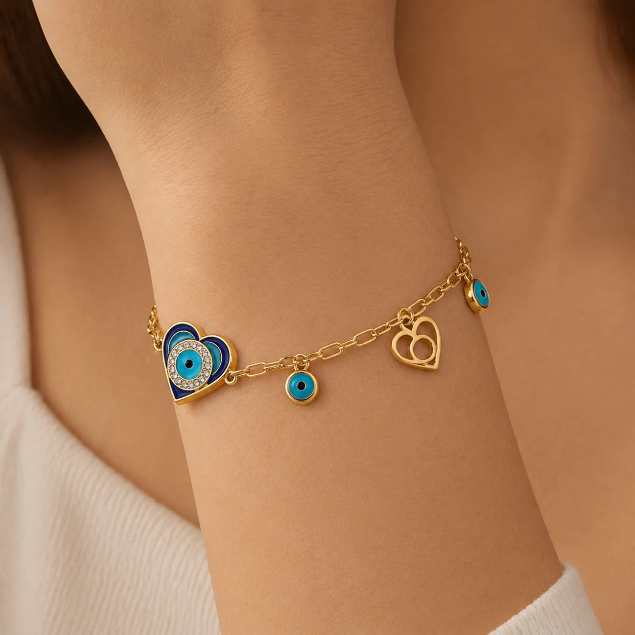 18K Gold Plated Lucky Heart Evil Eye Charm Bracelet - Image 3
