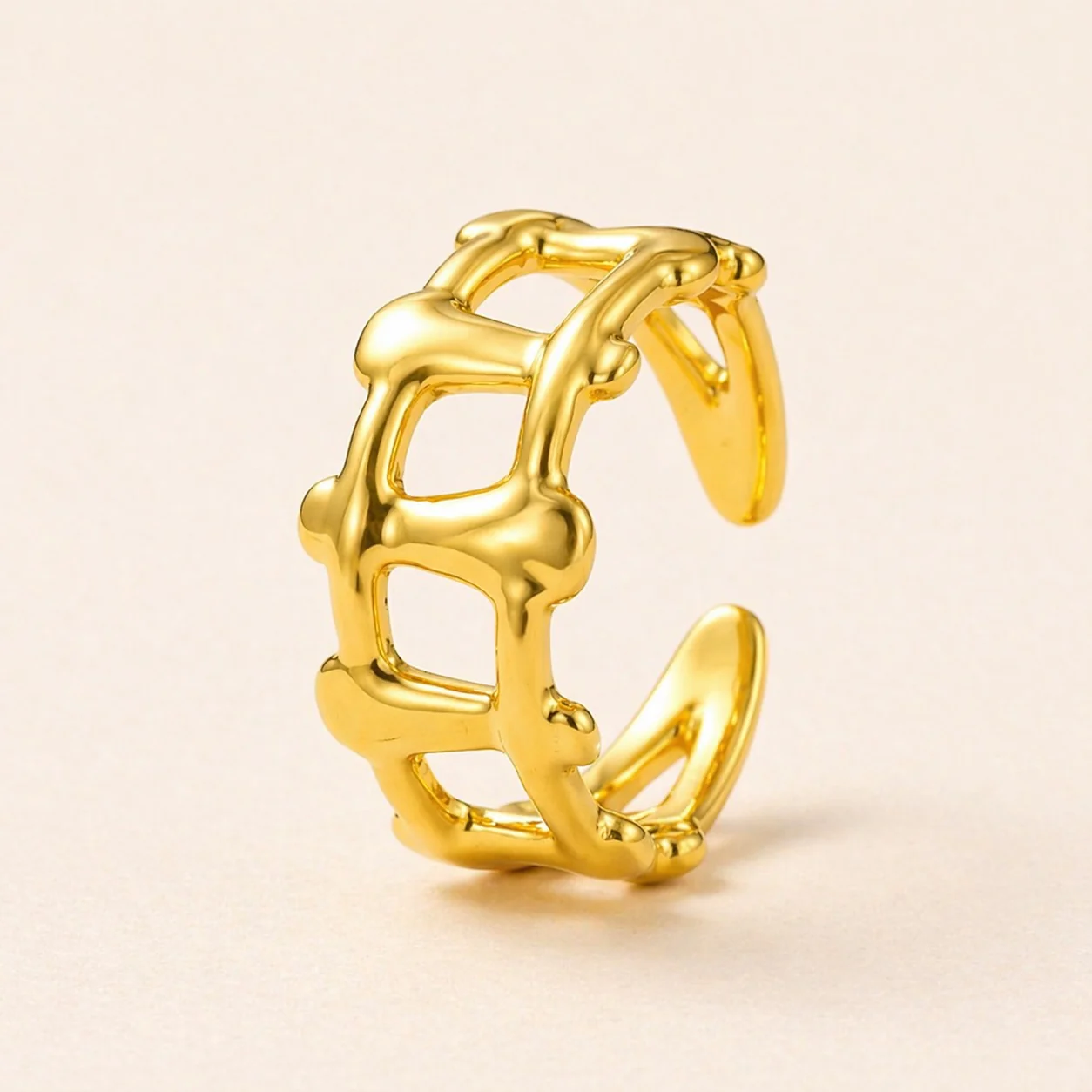 18k Gold Plated Lueur Twist Ring