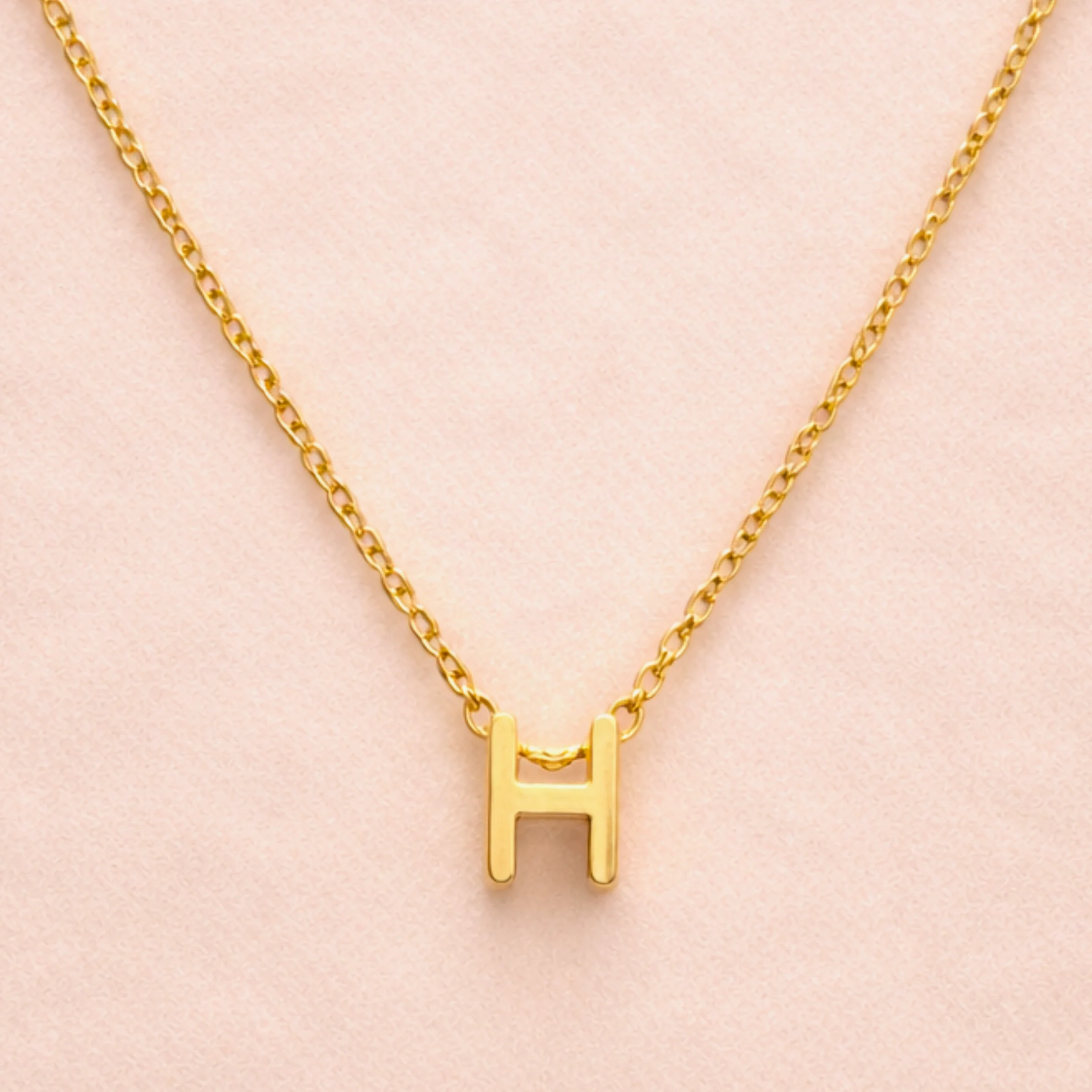 18k Gold Plated Minimal H Necklace - Image 3