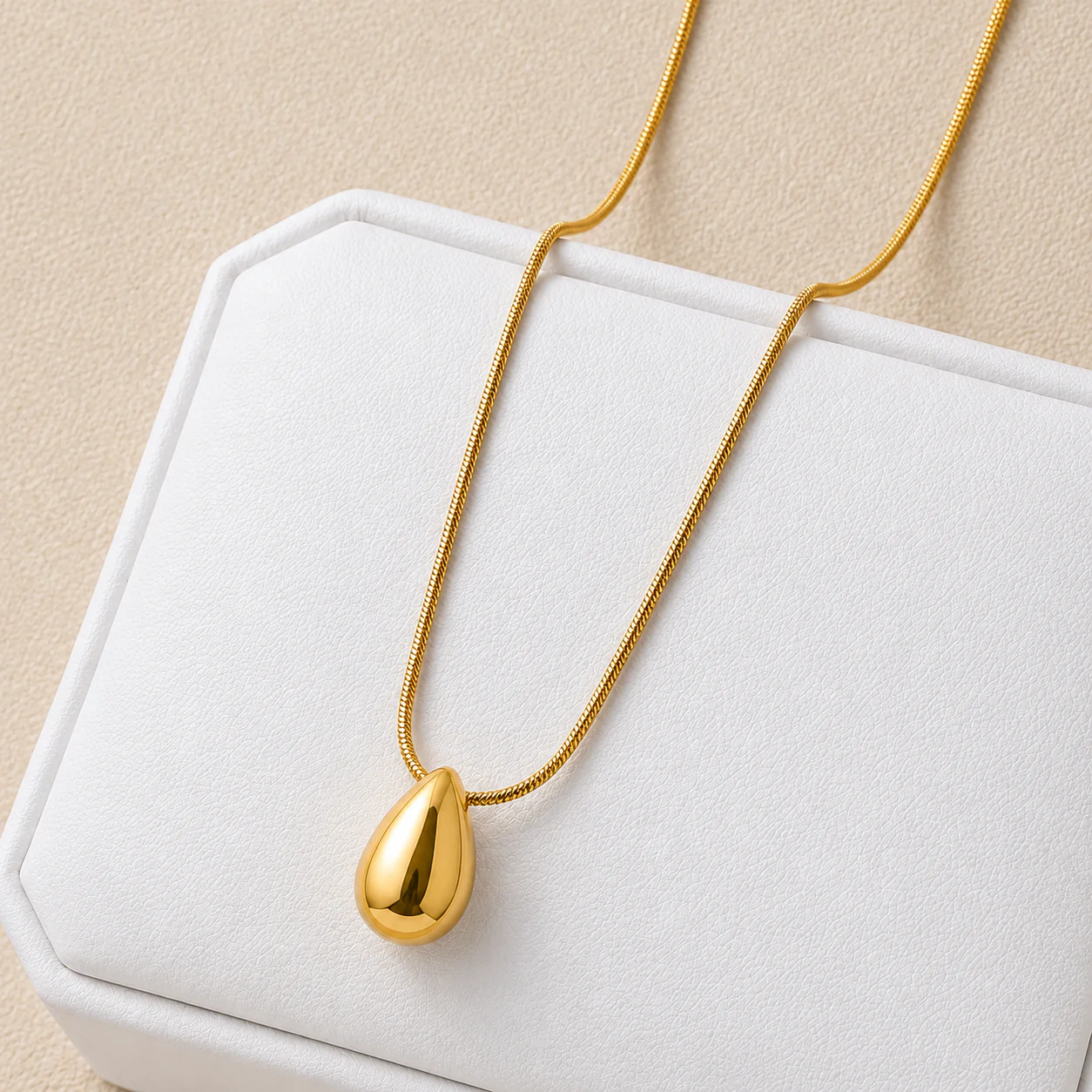 18K Gold Plated Modern Teardrop Necklace