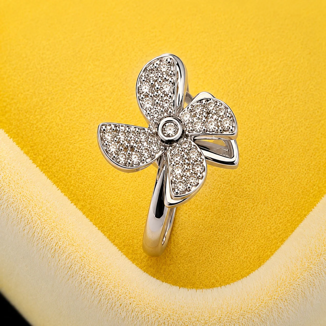 Anti-Tarnish Pinwheel Flower Ring - Image 2
