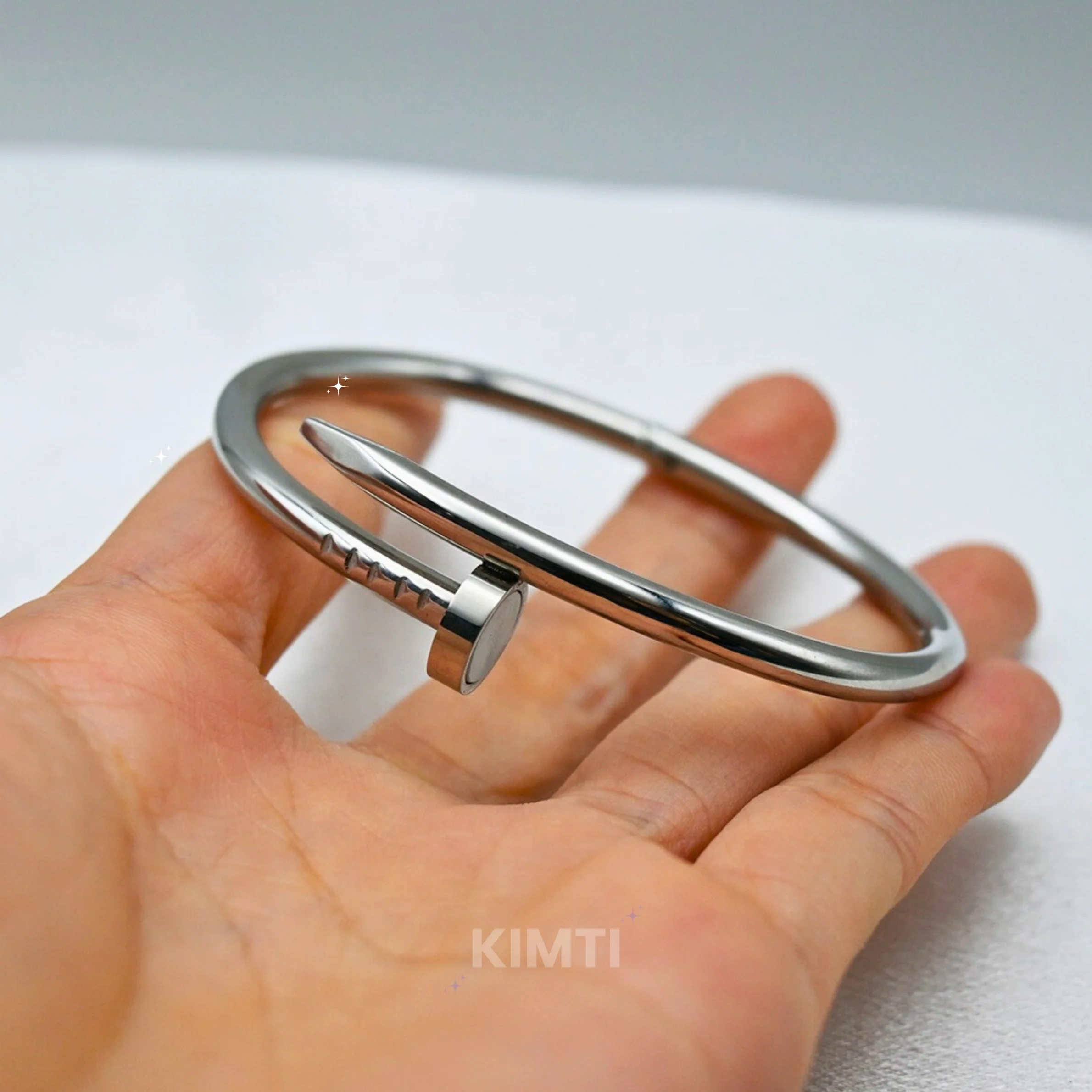 Anushka Sharma's Dupe Anti Tarnish Bracelet - Image 4