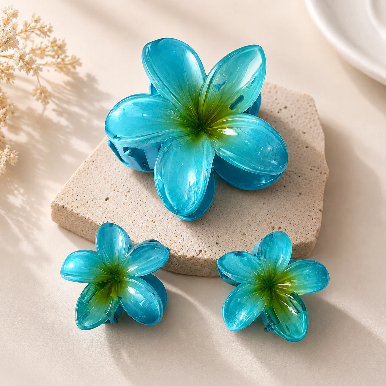 Aqua Petal Mini Clutcher Set - Image 4