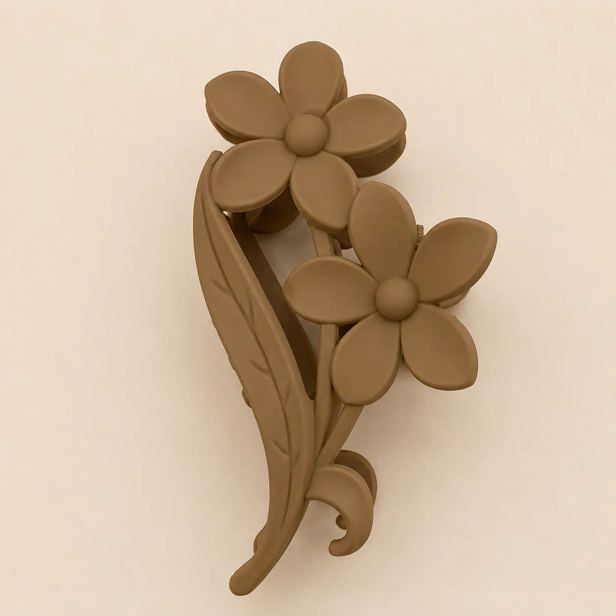 Beige Blossom Hair Clutcher