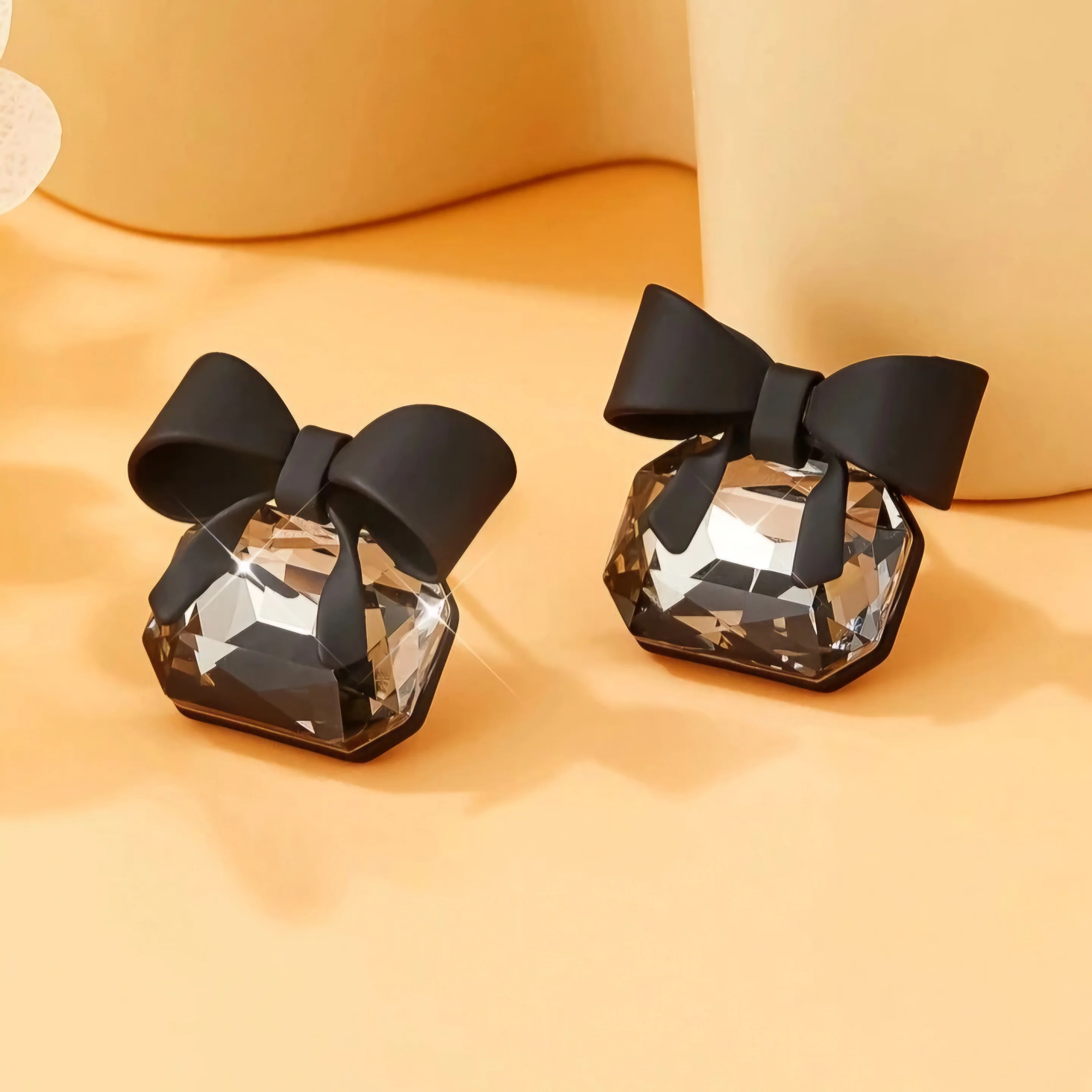 Black Bow Stud Earring - Image 3