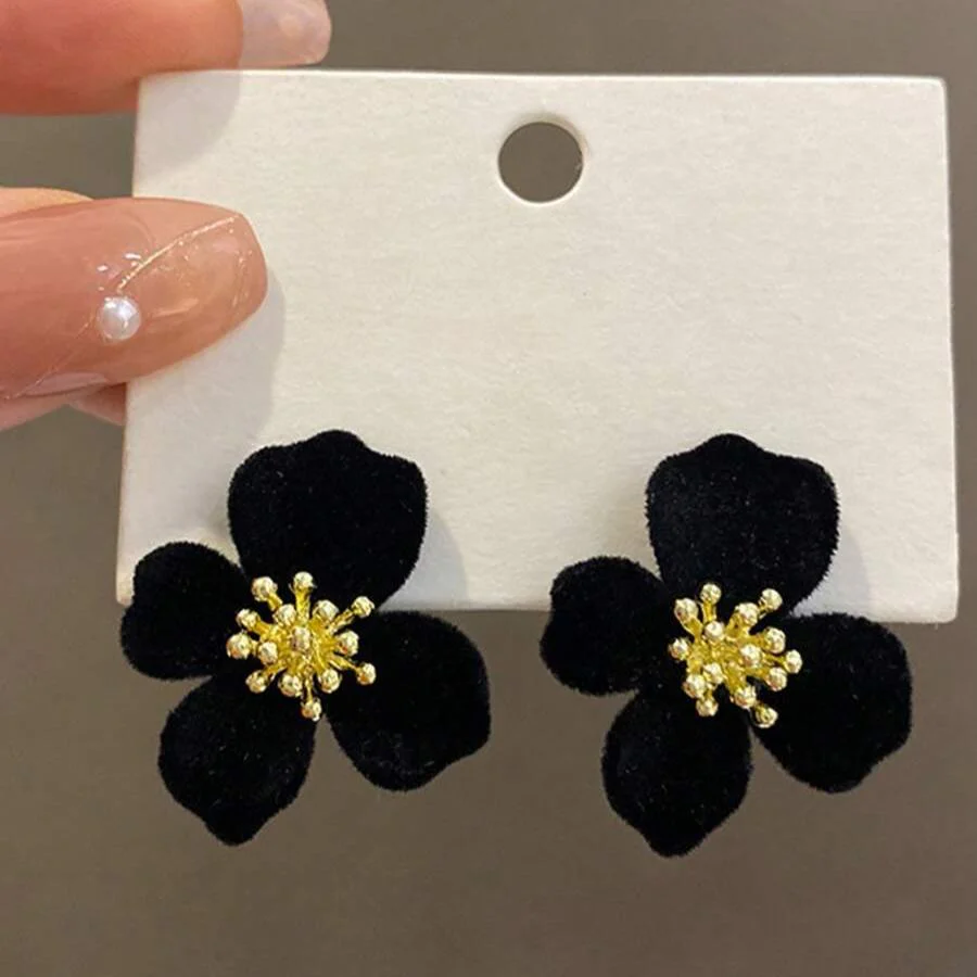 Black Flower Earring - Image 5