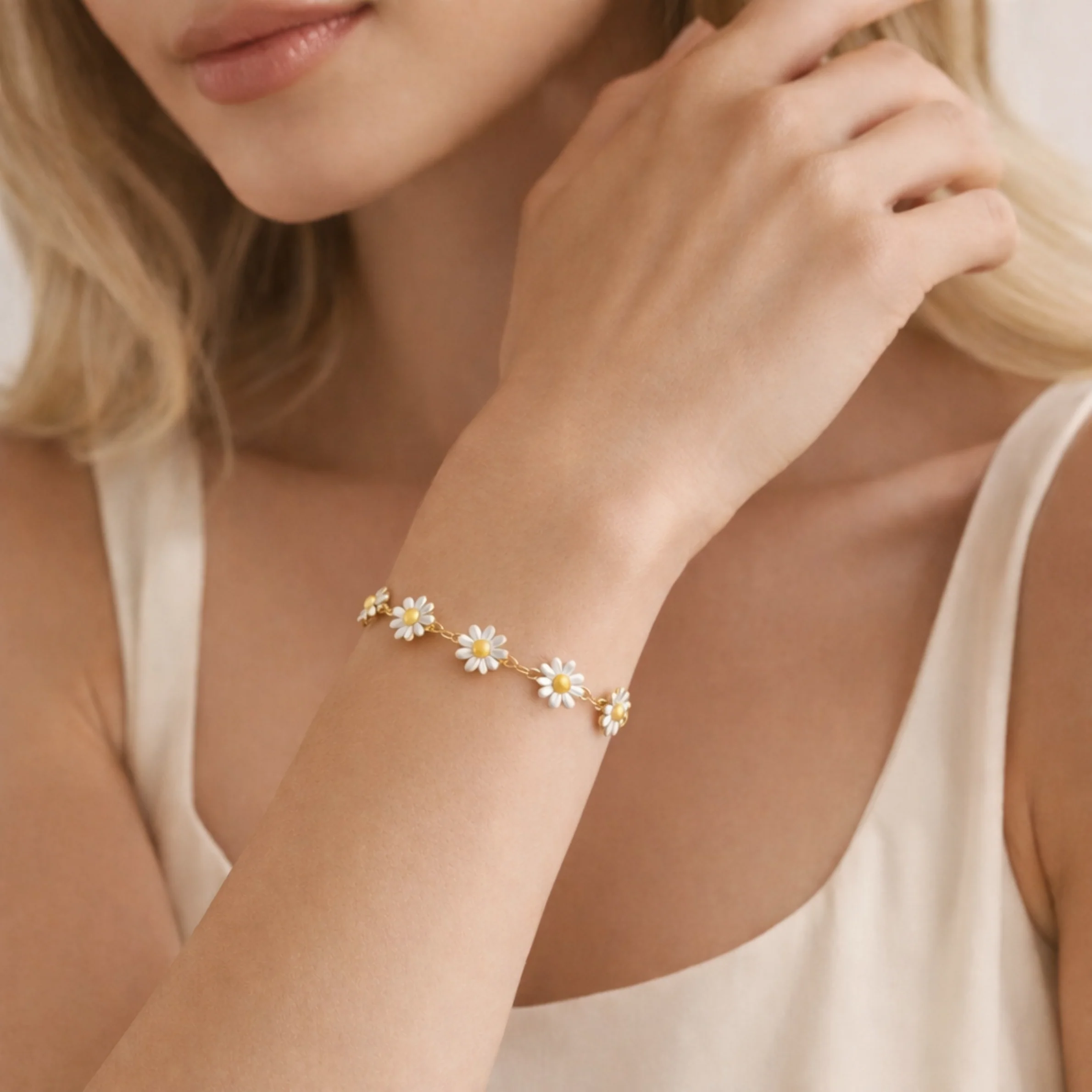Daisy Bracelet - Silver - Image 3