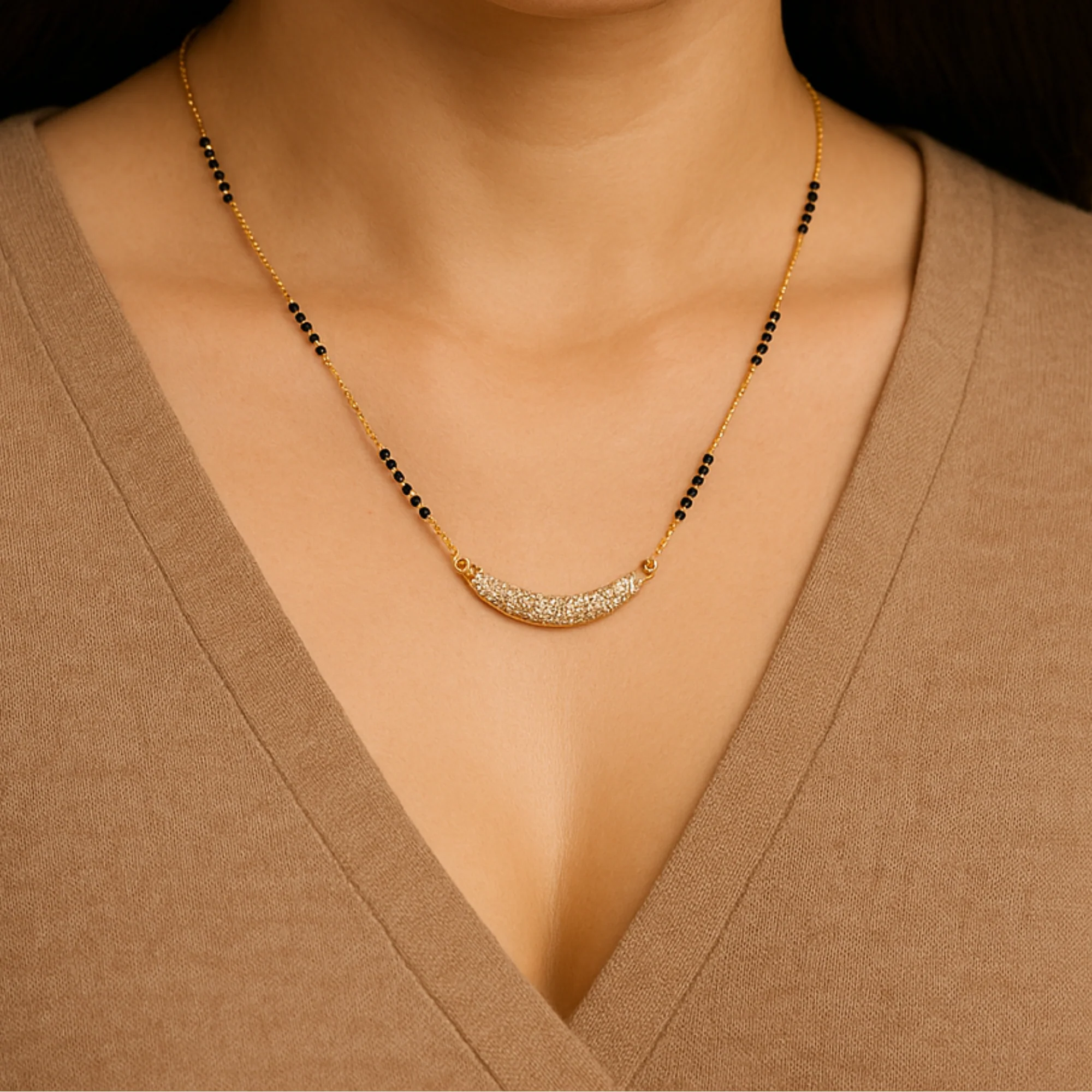 Elegant Diamond-Studded Mangalsutra