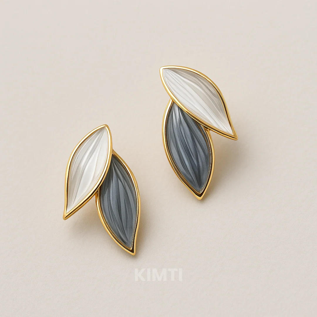 Enchanted Leaf Charms Stud Earring - Image 5