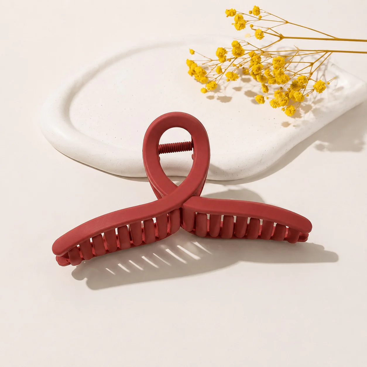 Everyday Luxe Claw Clip - Image 2