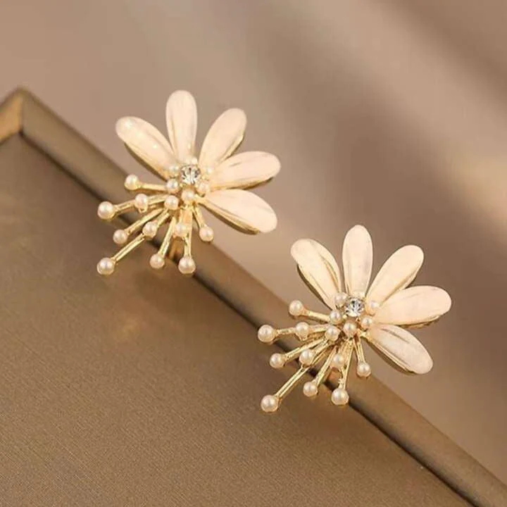 Flowery Glow Golden Earring - Image 5