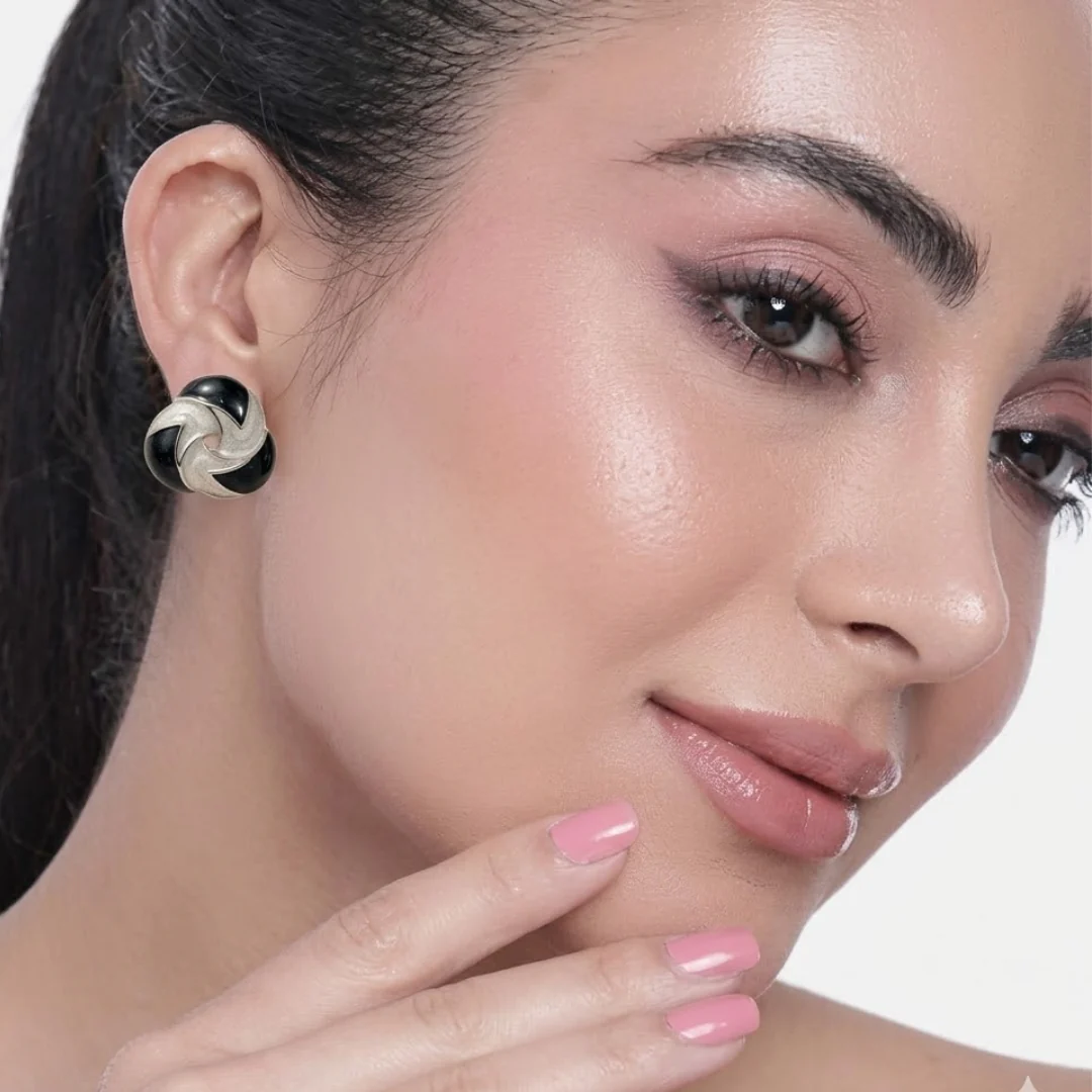 Monochrome Swirls Design Earring - Image 2