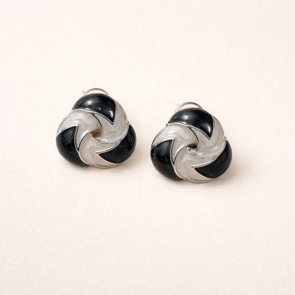 Monochrome Swirls Design Earring - Image 3