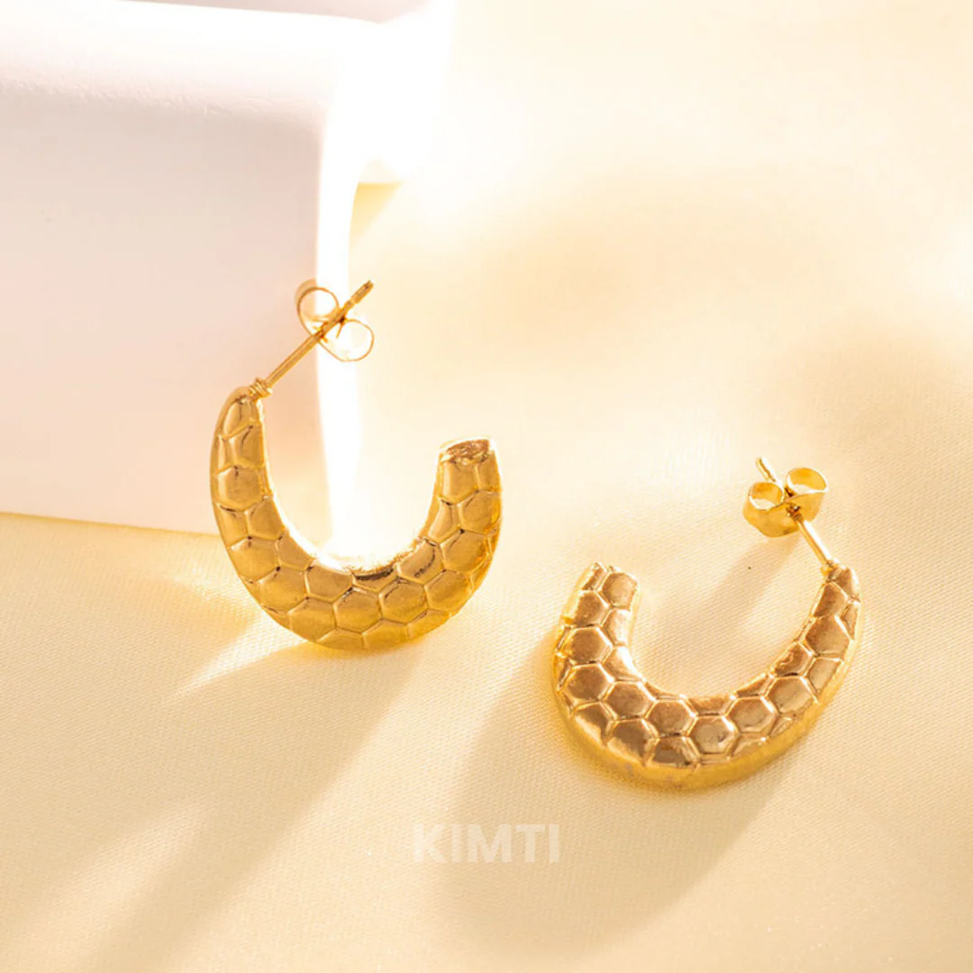 18K Gold Plated Quill Hoop Anti Tarnish Earring - Image 5