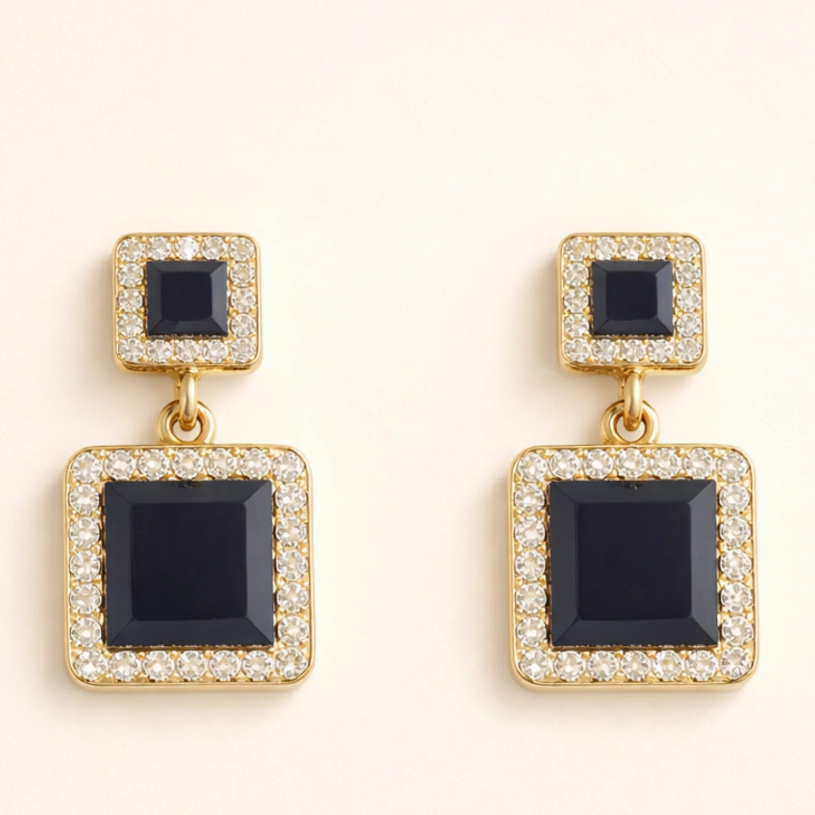 Gold-Toned Crystal Rectangular Shape Earring - Image 3