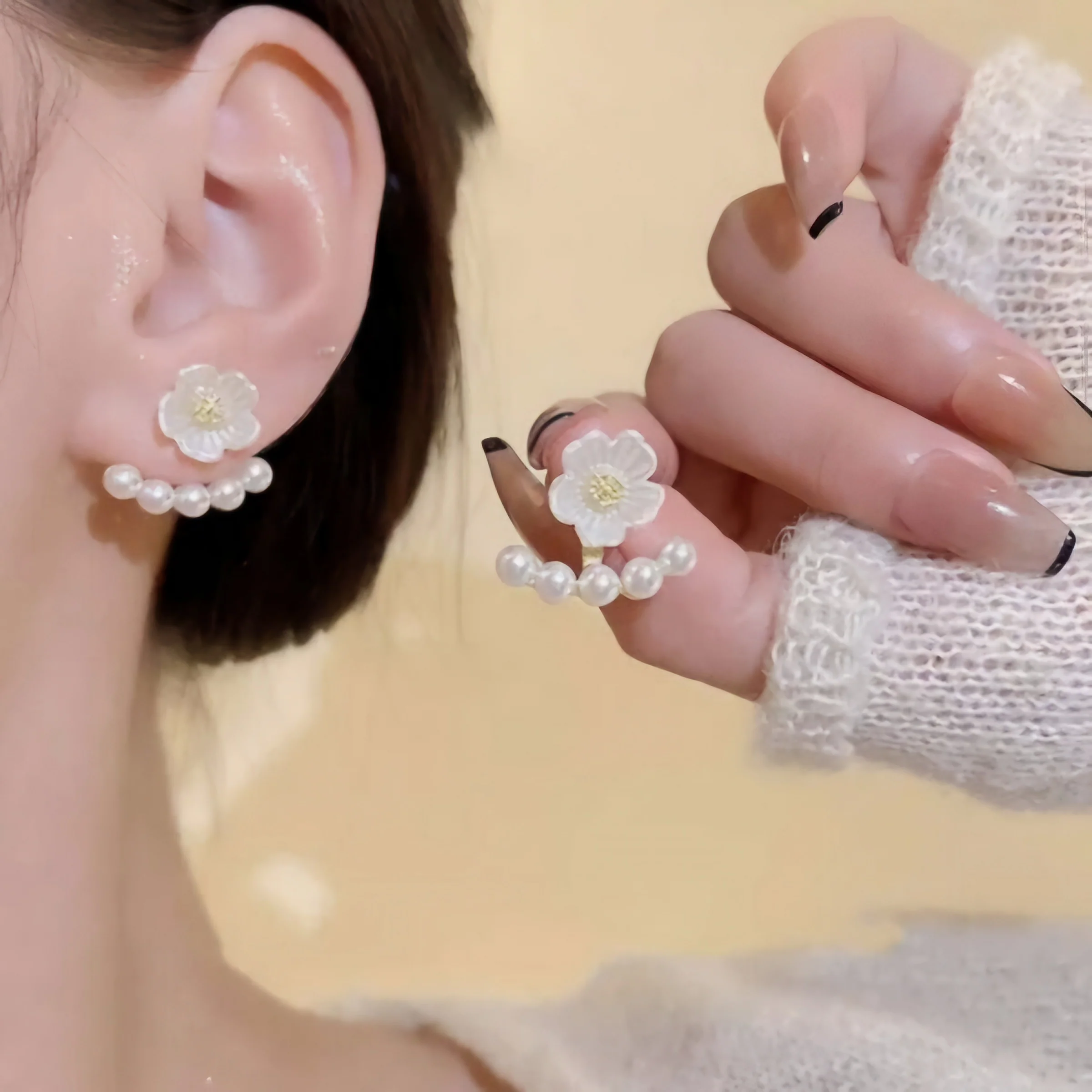 Just Rs 49 White Pearl Flower Stud Earrings