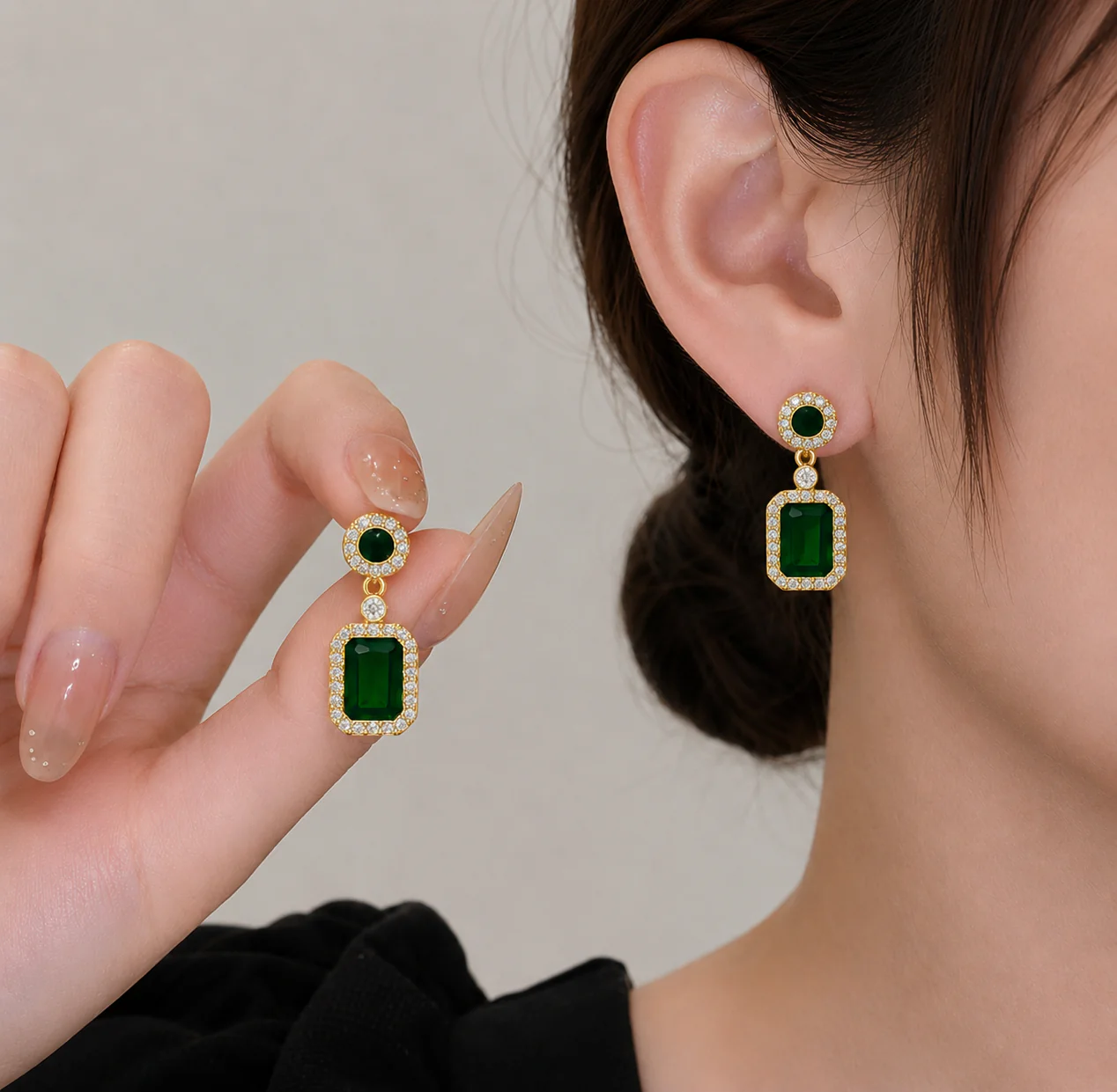 Regal Greenstone Gold Earrings - Image 2