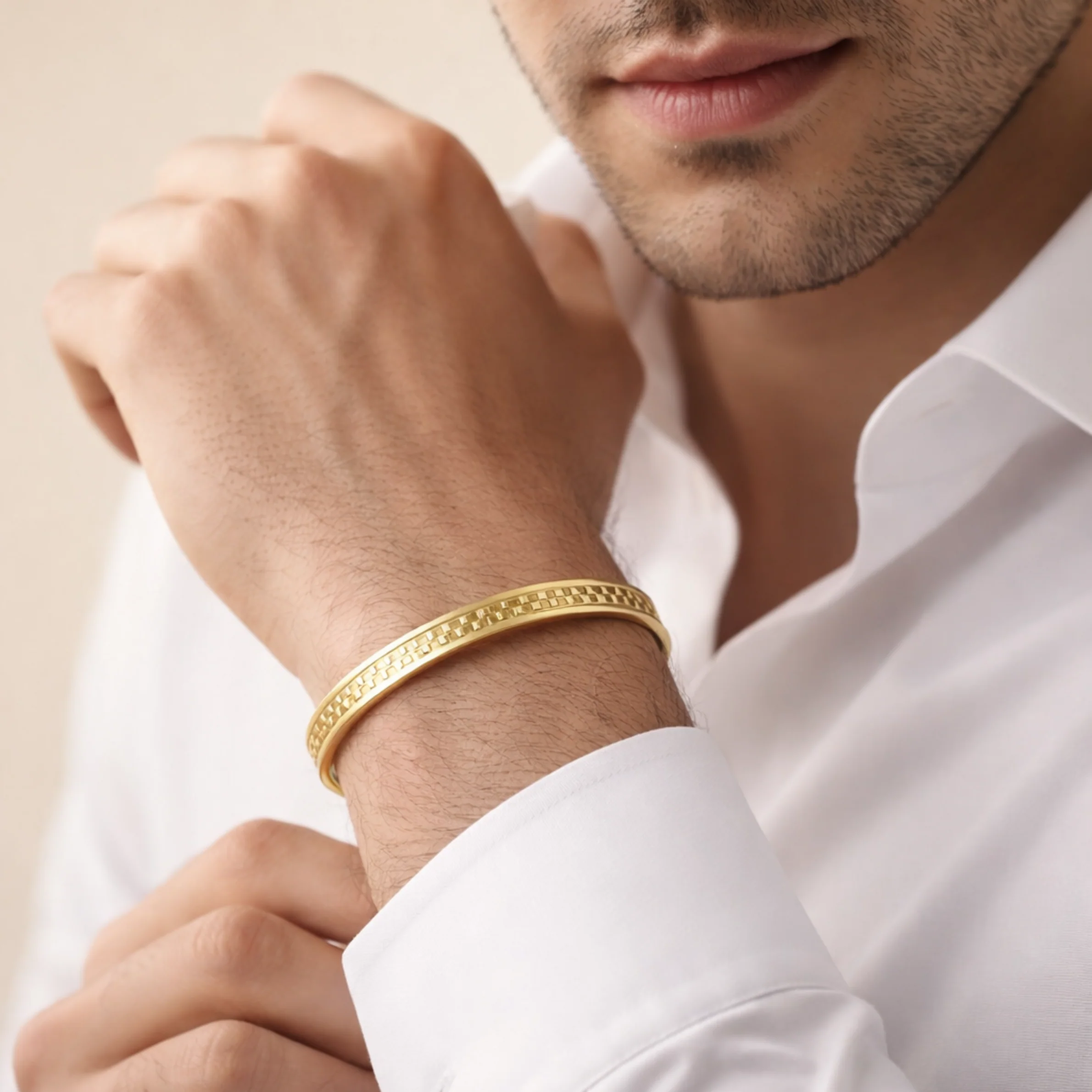 Men-18K Gold Plated Monarch MicroGrid Bracelet - Image 3