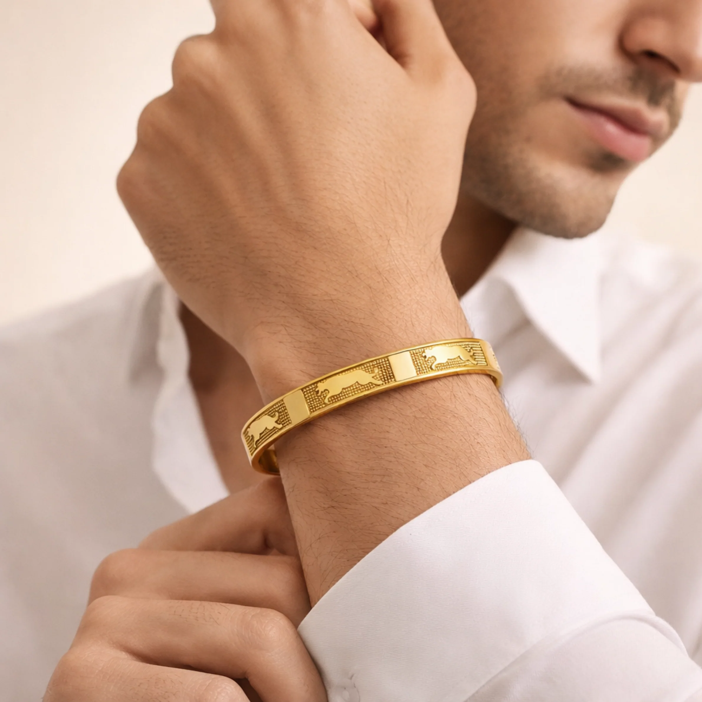Men-18K Gold Plated Royal Panther Bracelet - Image 3
