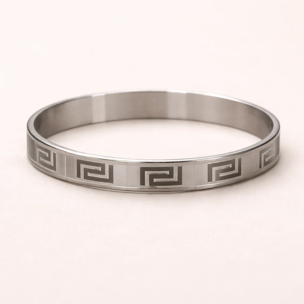 Men- Silver Plated Maze Oval Bracelet - Image 2