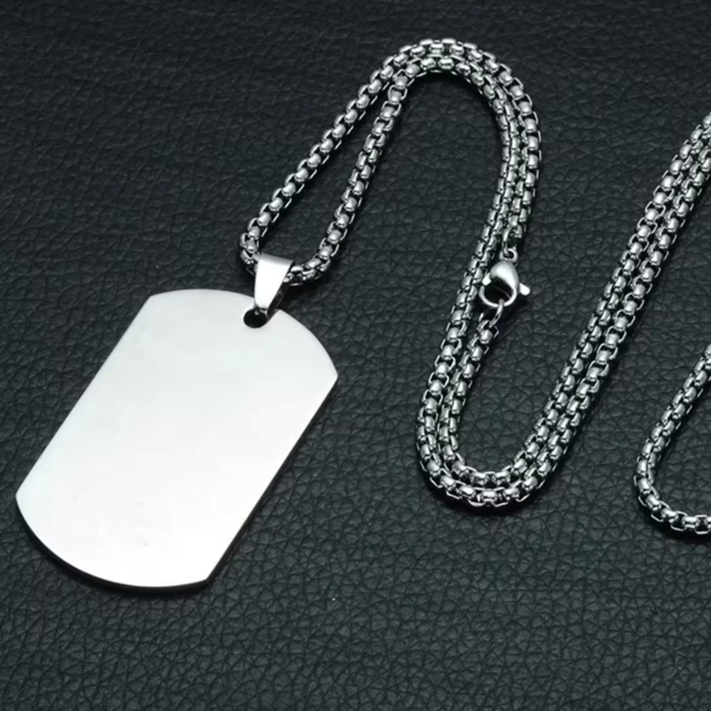 Men - Tech Style Camera Pendant Necklace - Image 2