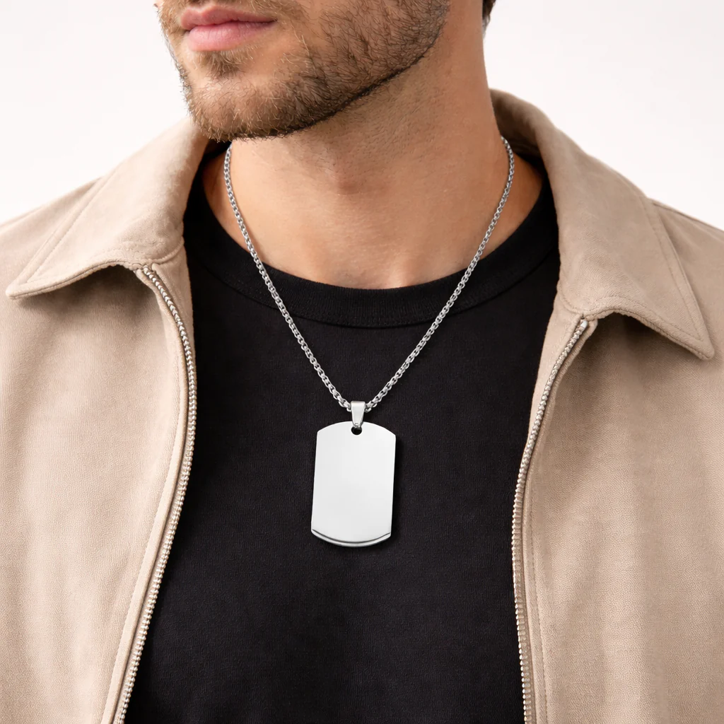 Men - Tech Style Camera Pendant Necklace - Image 3