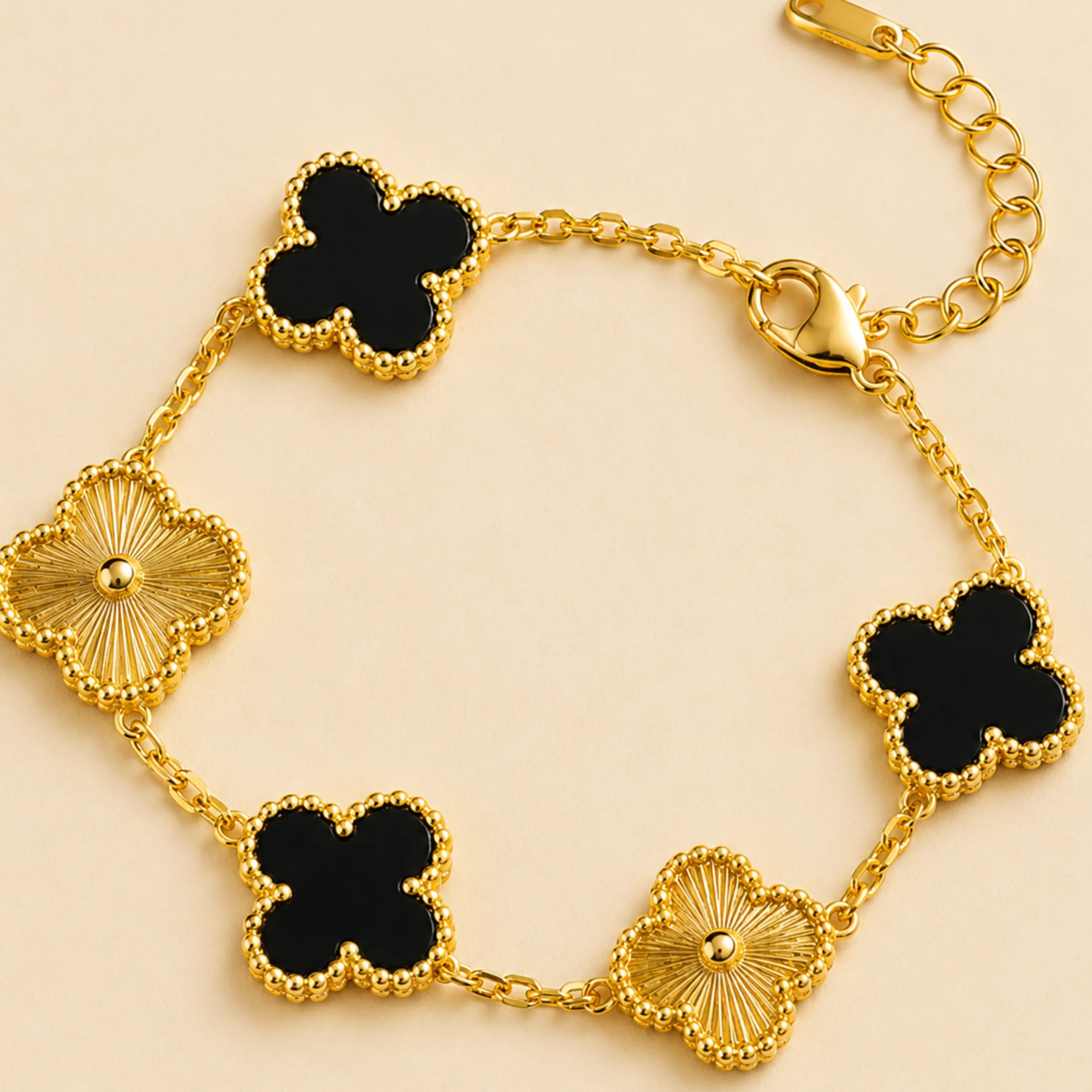 Midnight Clover Anti Tarnish Bracelet - Image 3