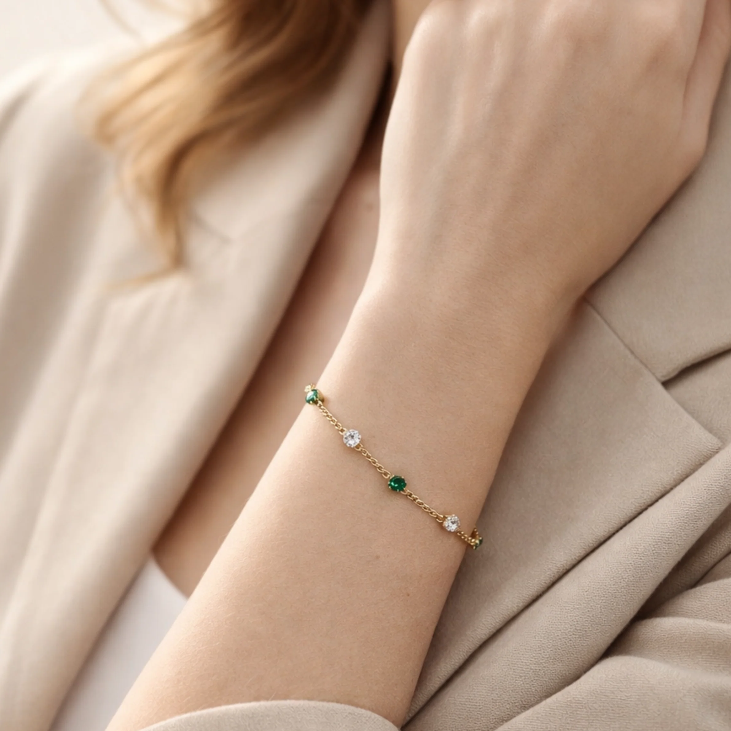 Minimal Green Stone Gold Chain Bracelet - Image 3