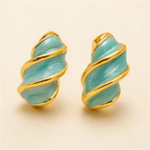 Pearl Wave Hoop Earrings - Image 3