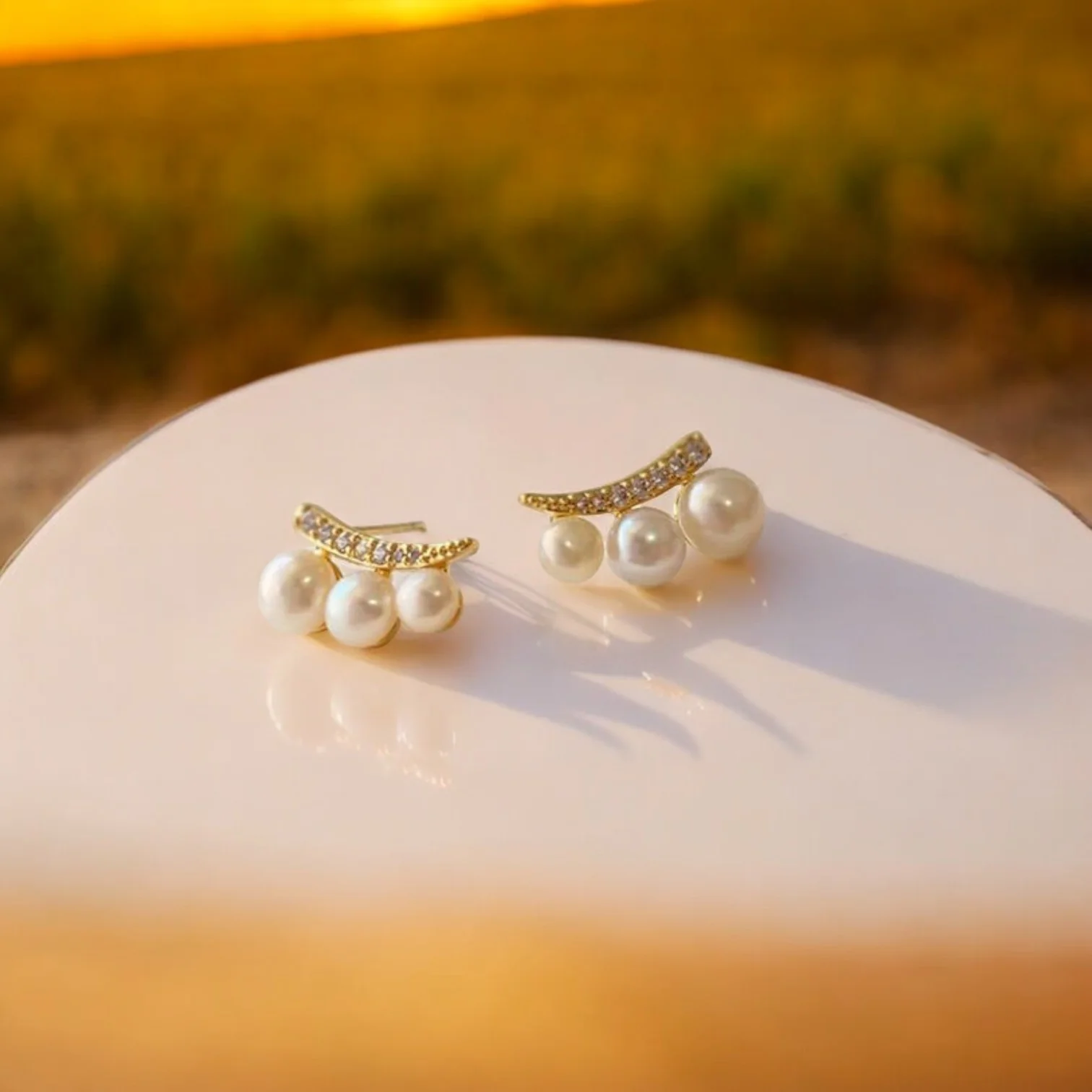 Pretty Women White Pearl Stud Earring - Image 4