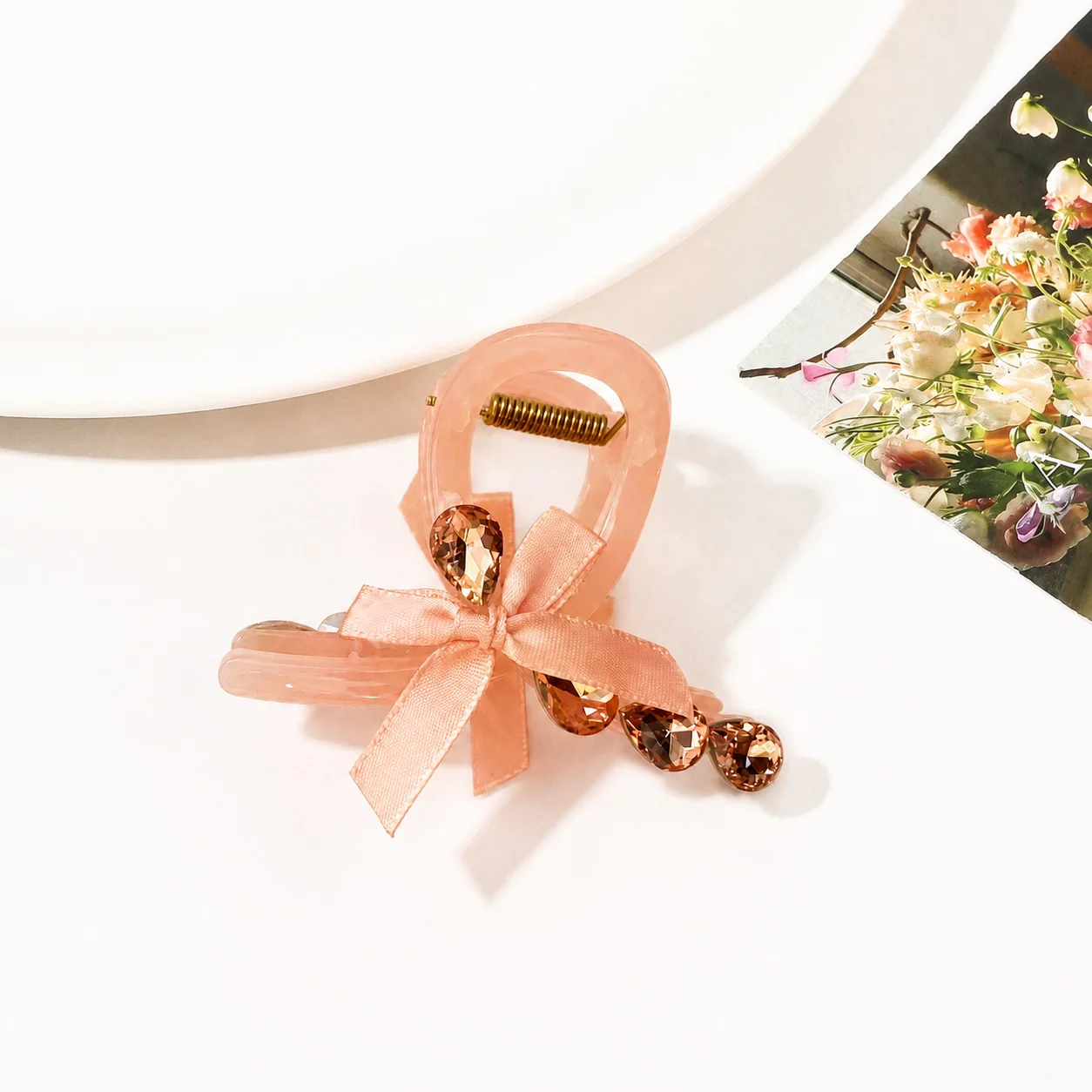 Ribbon Spark Hair Clutcher - Image 4