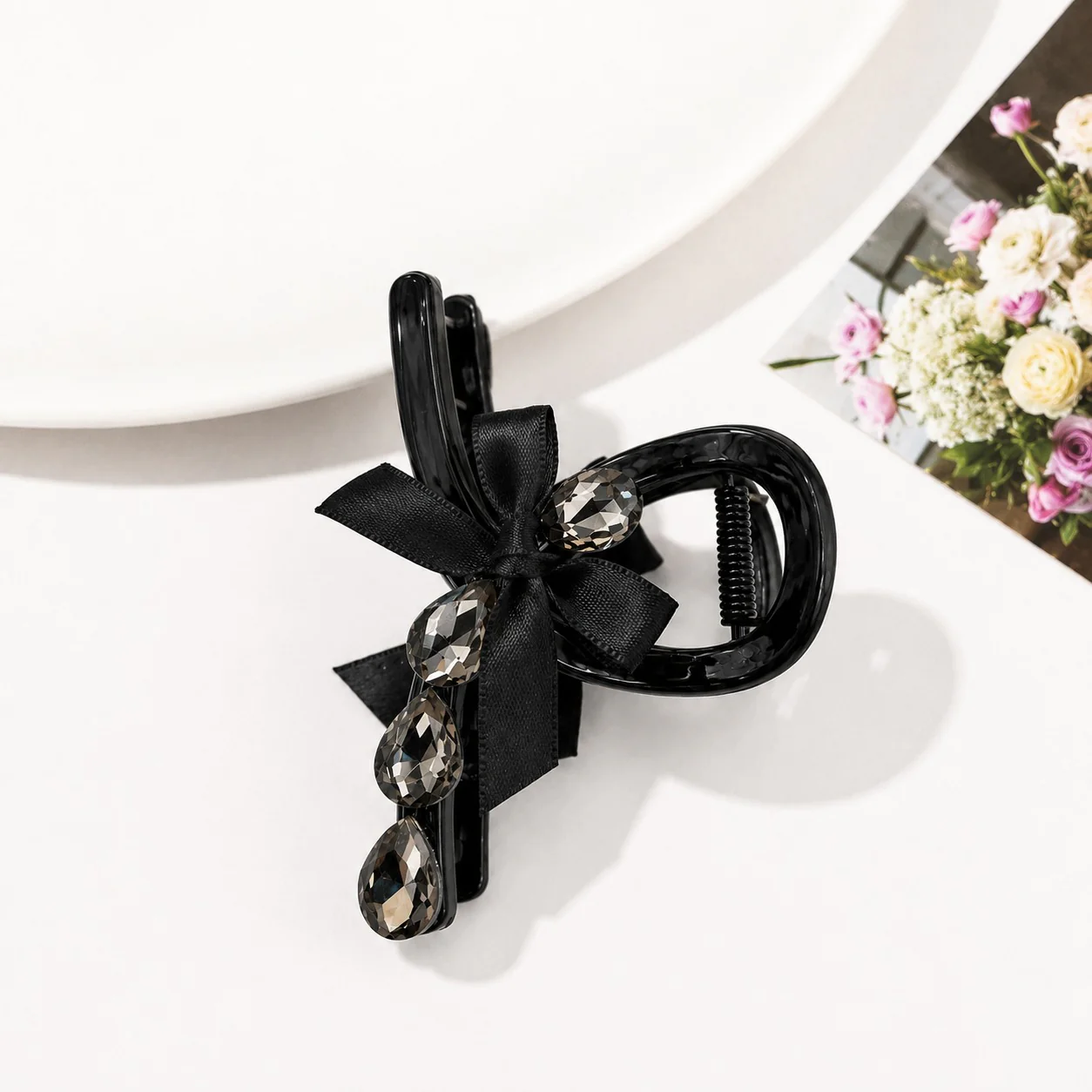Ribbon Spark Hair Clutcher - Image 5