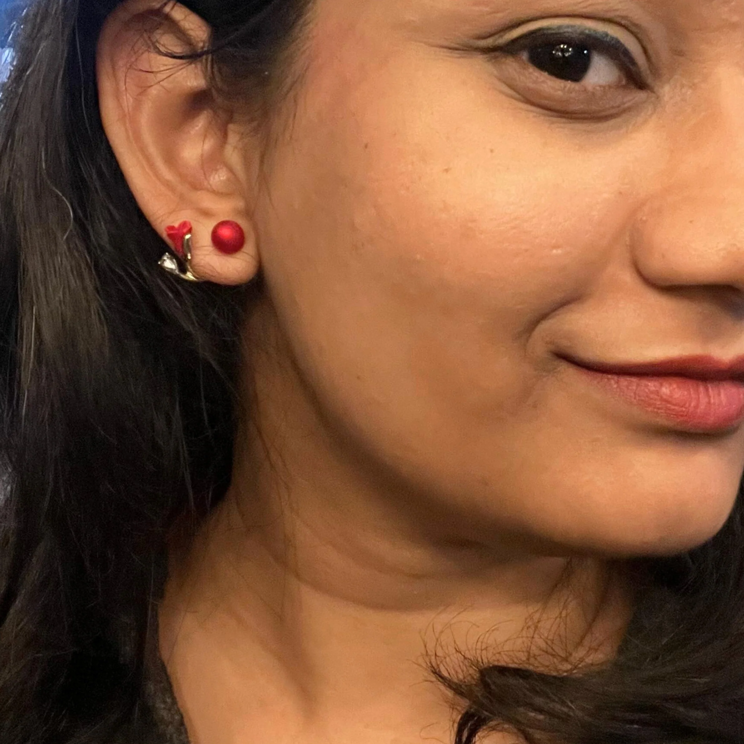 Rose Twist Red Stud Earring - Image 4