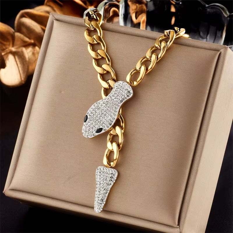 Rs 399 18k Gold Plated Snake-Head Magnetic Clasp Unisex Necklace - Image 2
