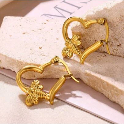 18K Gold Plated Sharp Falcon Hoop Anti Tarnish Earring - Image 2