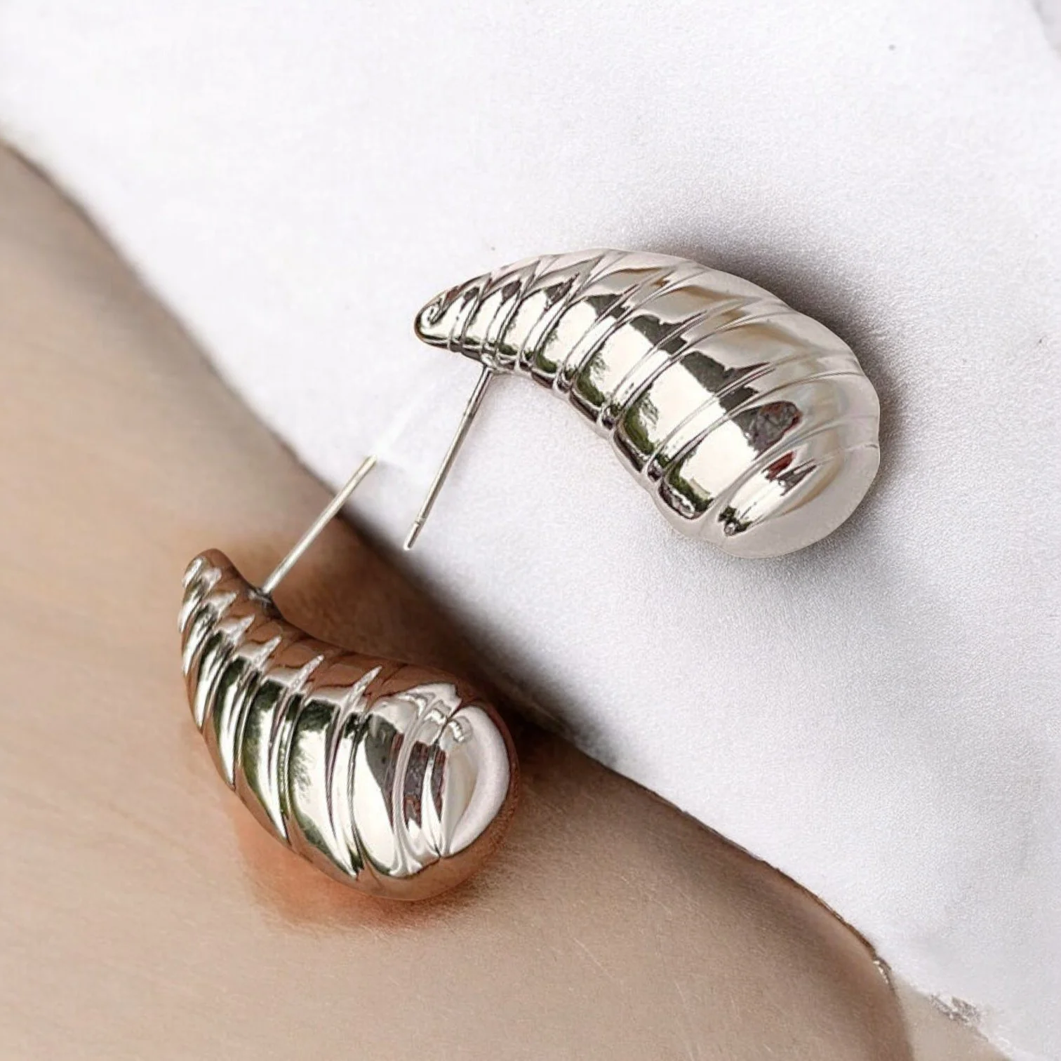 Silver Teardrop Stud Earring