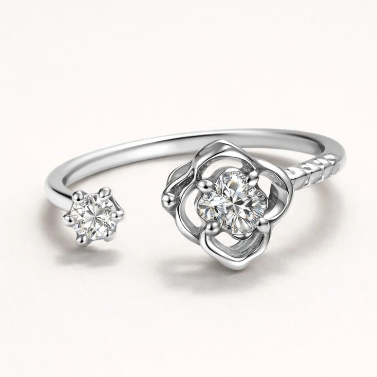 Sparkling Flower Adjustable Ring - Image 3