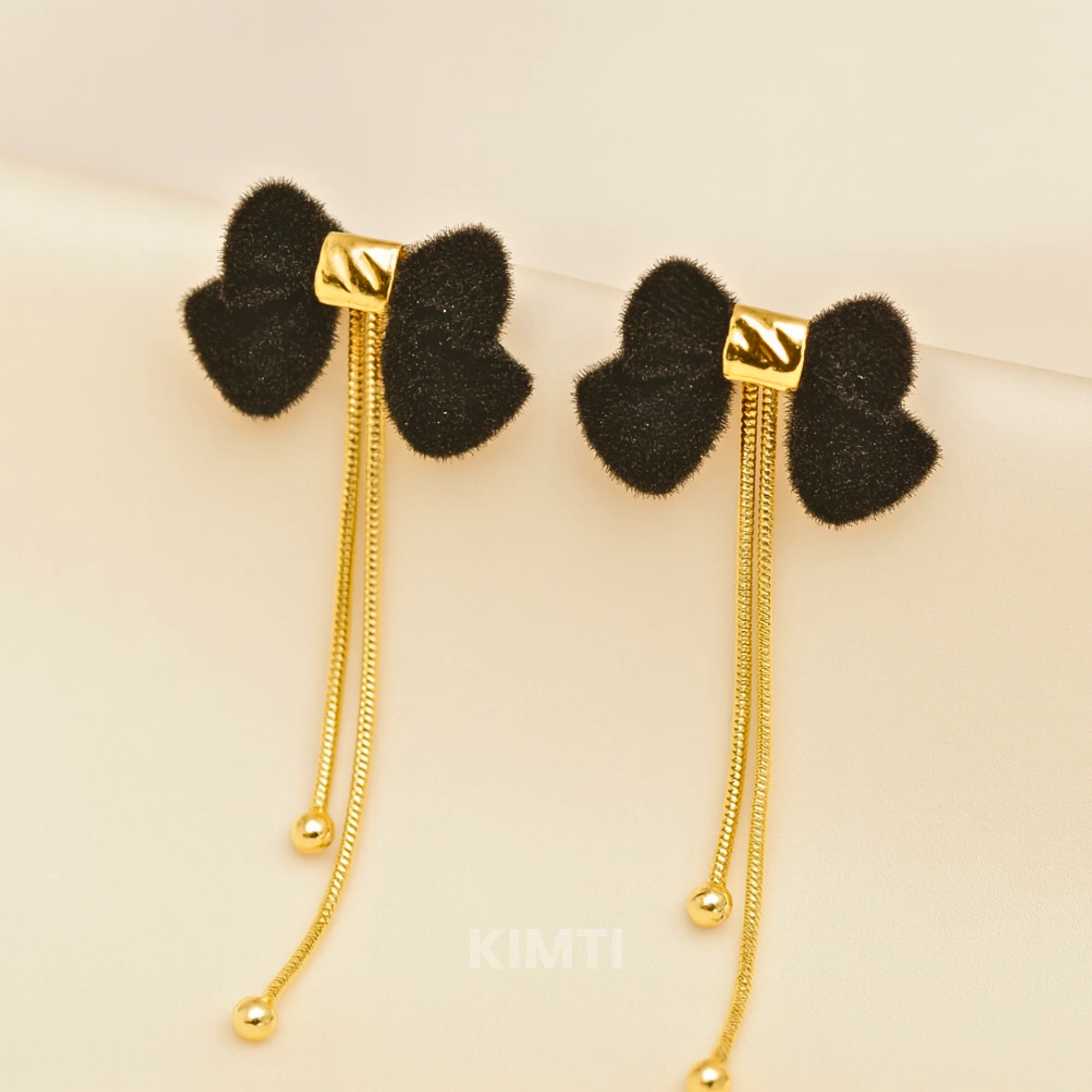 Starry Night Bow Earring