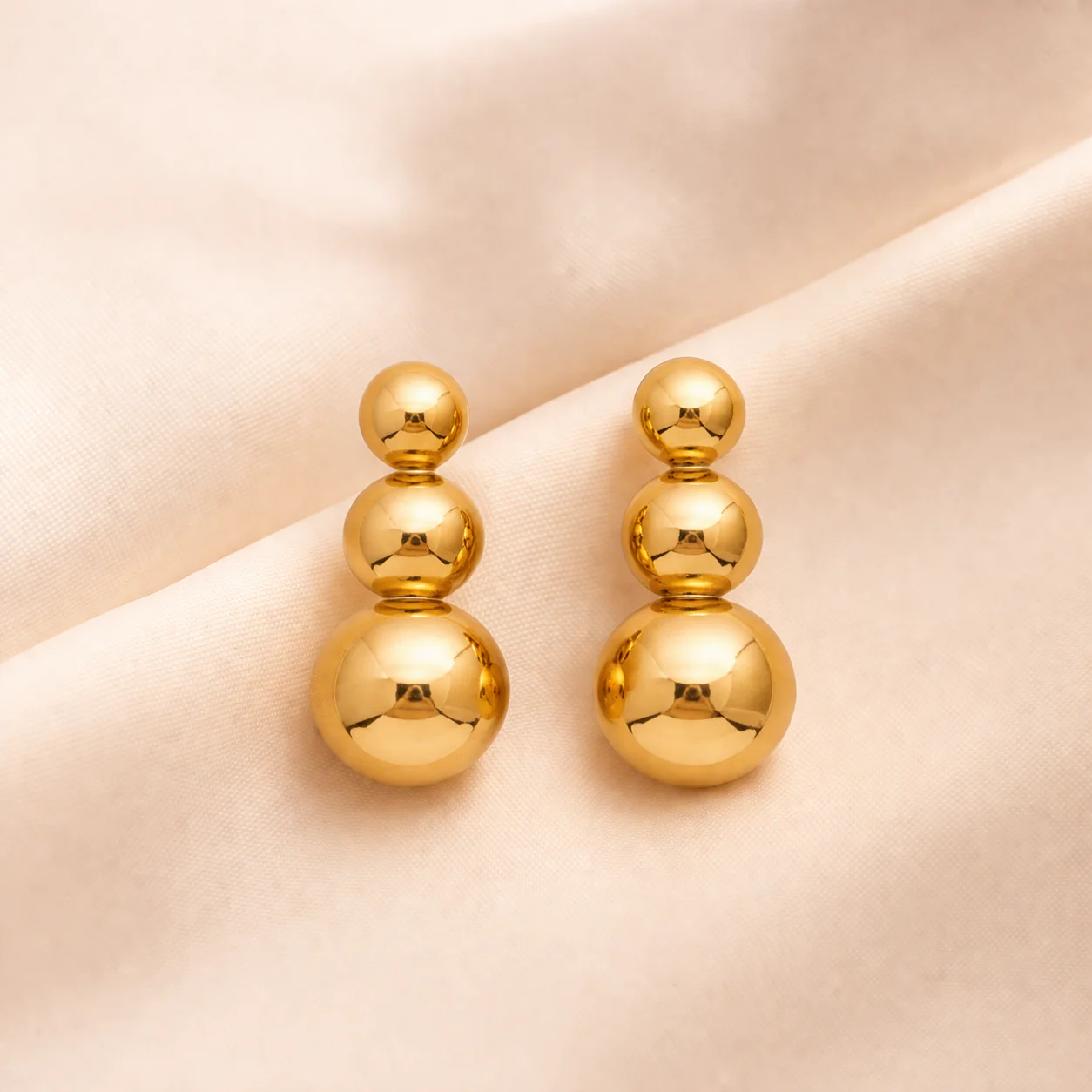 18k Gold Plated Trio Dome Royal Earrings